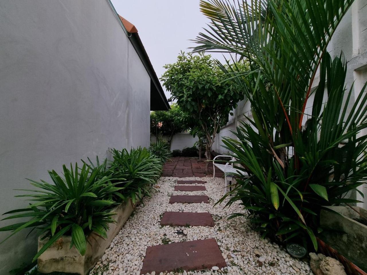Peter Pan Poolvilla view 4