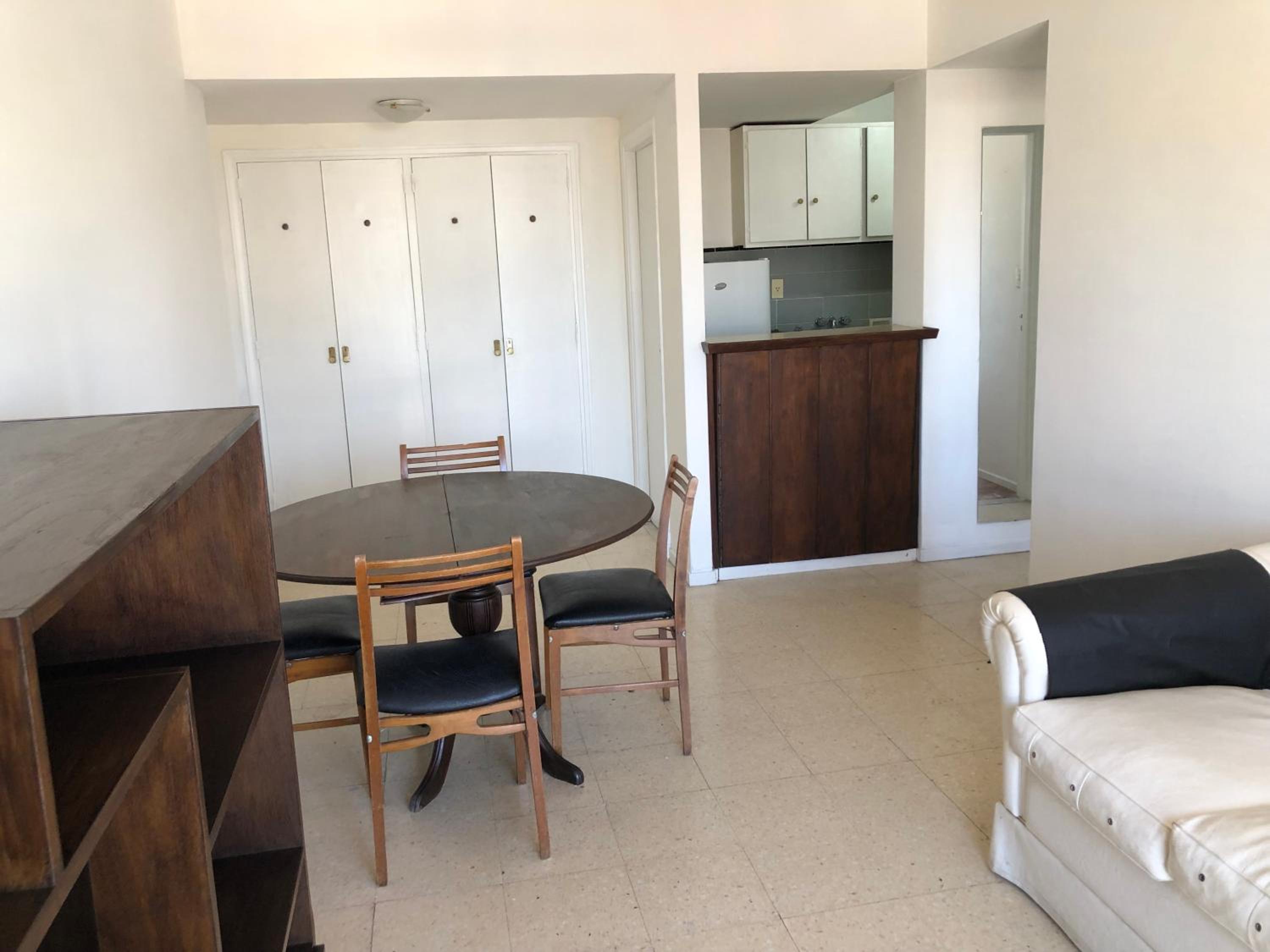 Departamento Zona Varese Piso 12