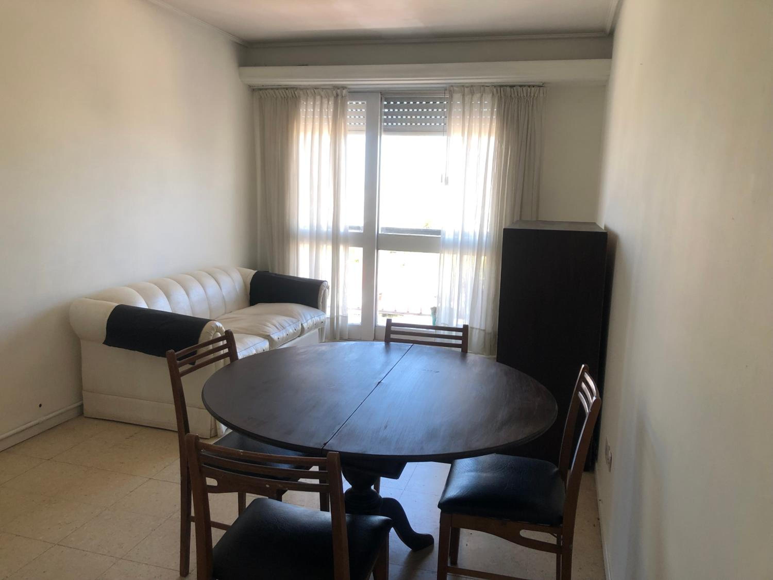 Departamento Zona Varese Piso 12