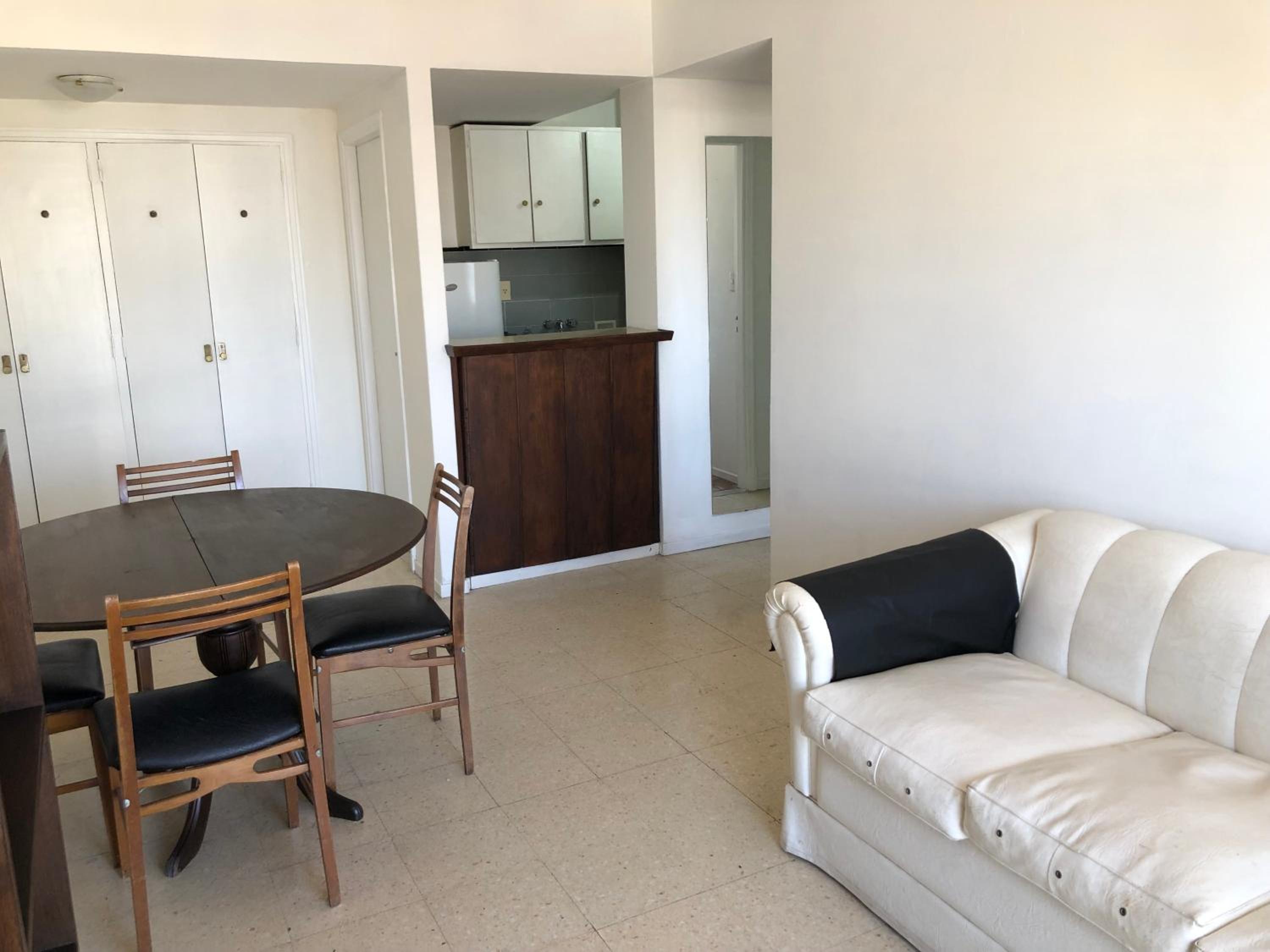 Departamento Zona Varese Piso 12