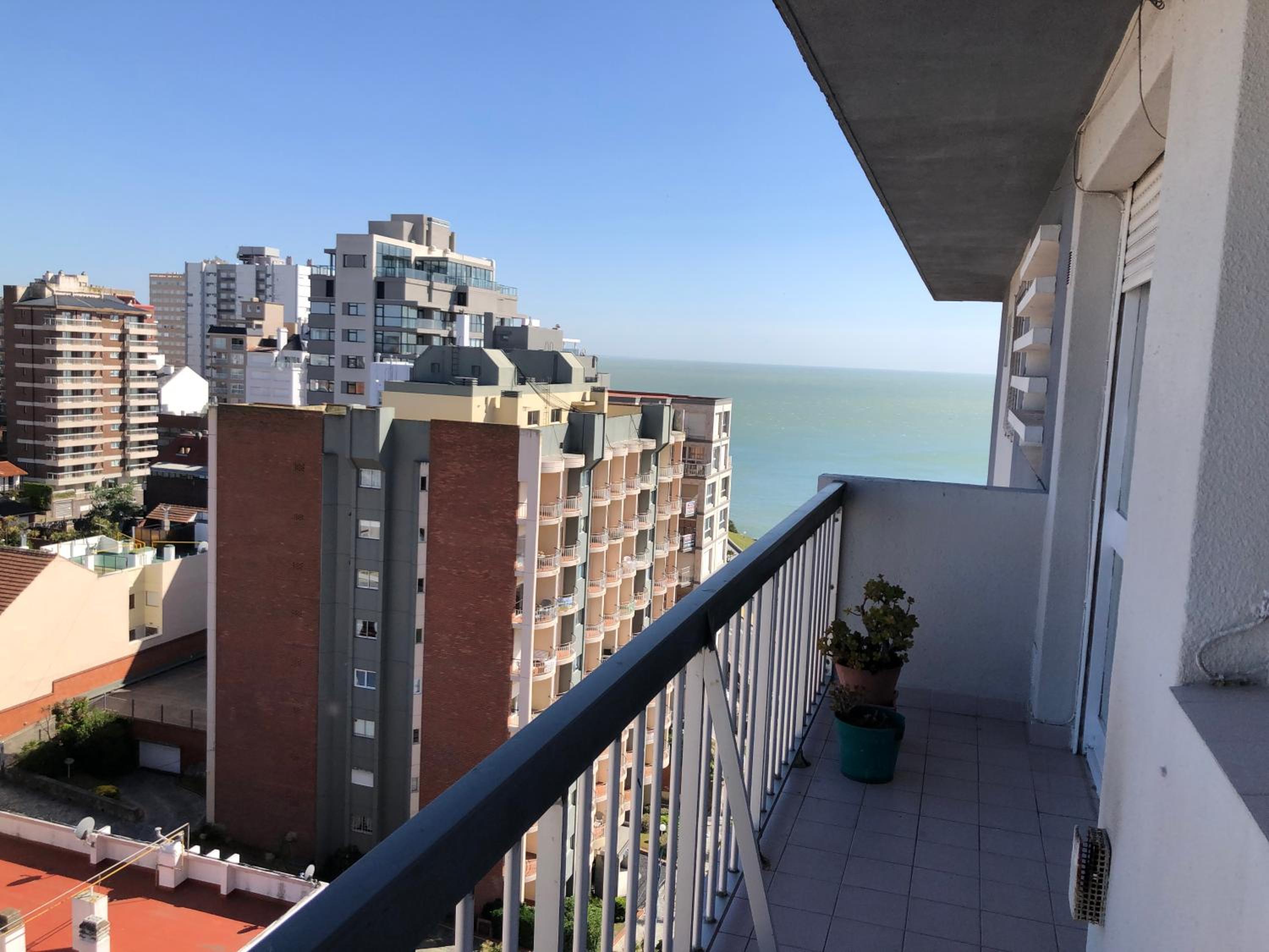 Departamento Zona Varese Piso 12