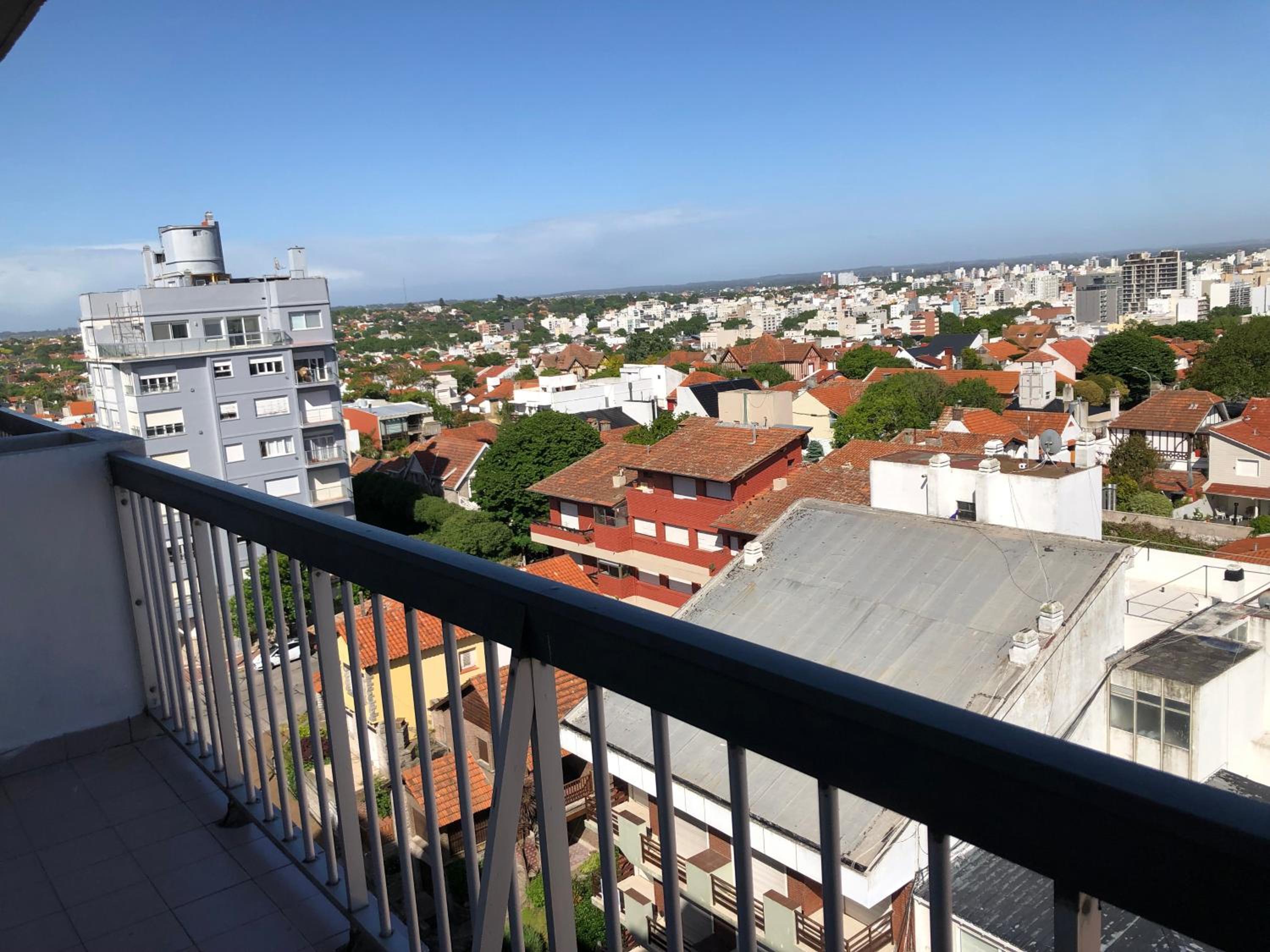 Departamento Zona Varese Piso 12