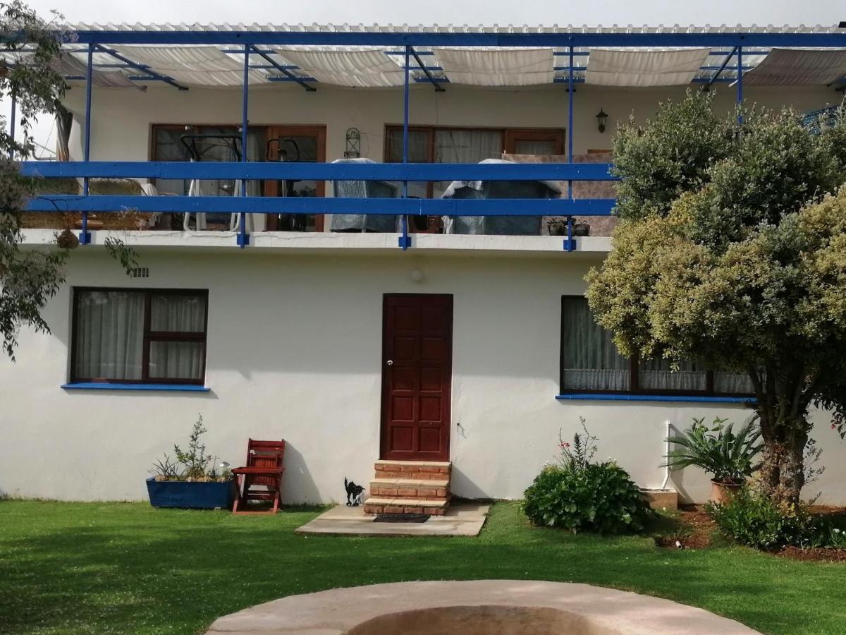 Hollywood Heights, Barrydale, photo 3 of 11