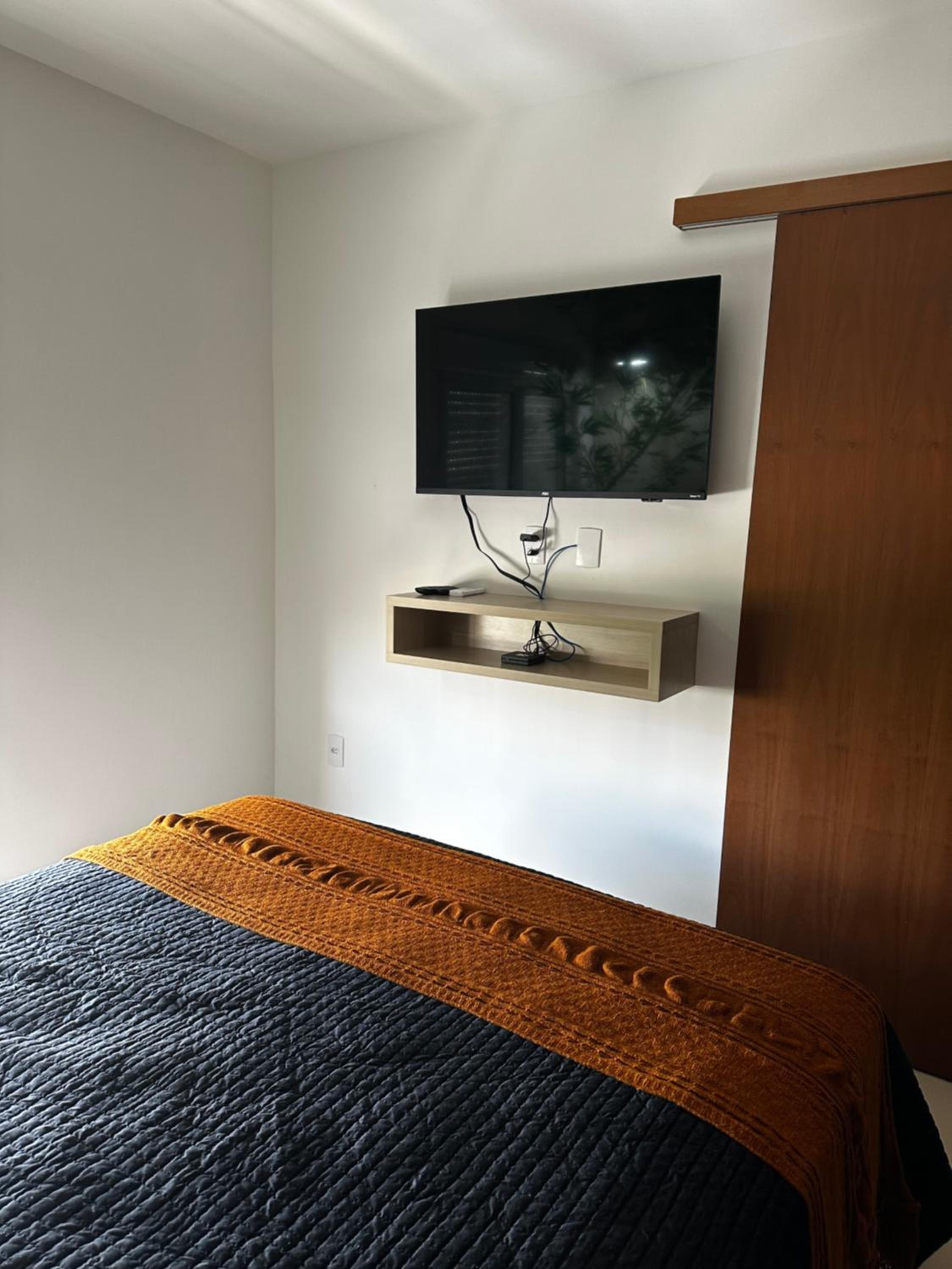 Apartamento mobiliado a 500m do Goiânia Shopping