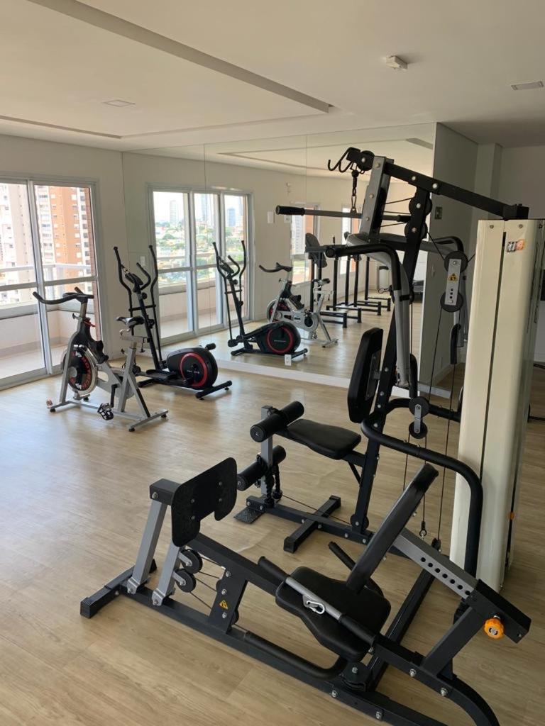 Apartamento mobiliado a 500m do Goiânia Shopping