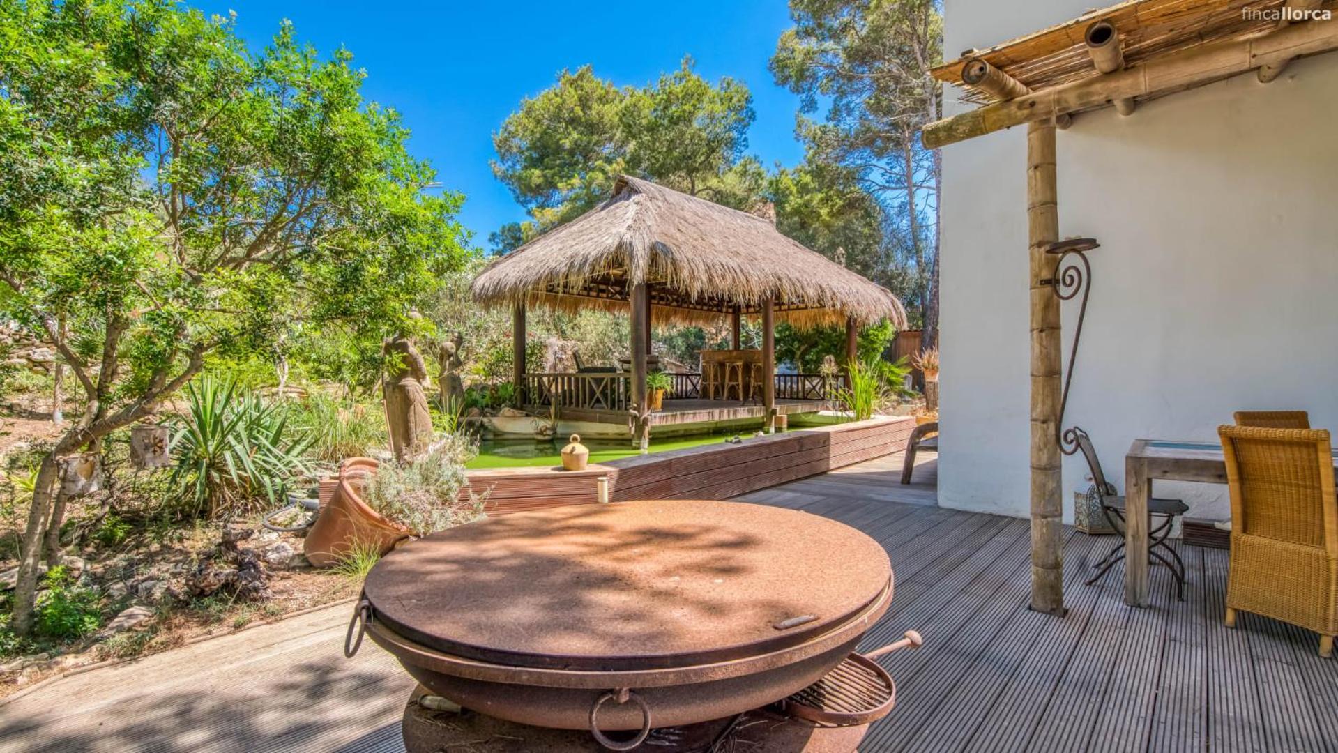 Casa Bamboo