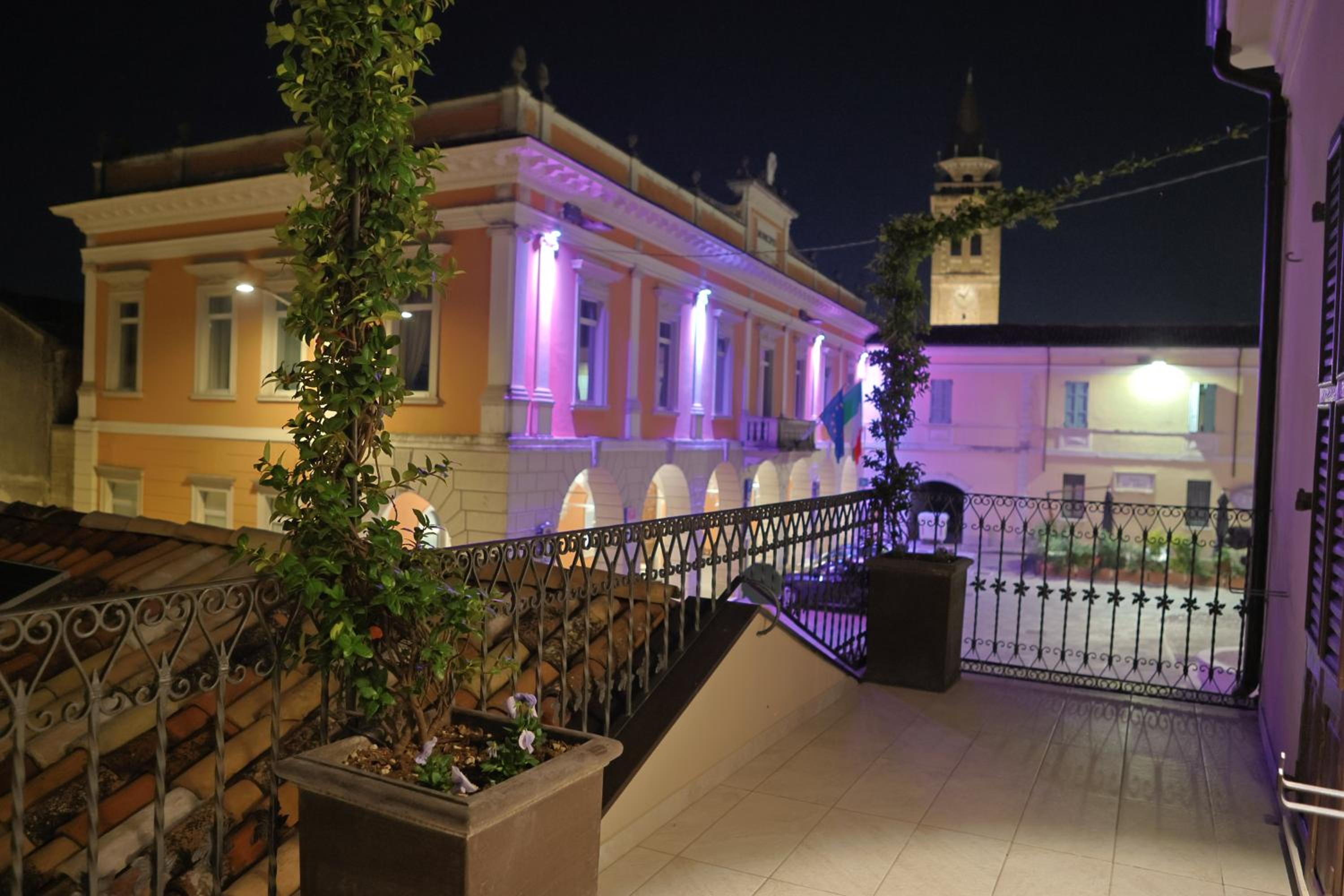 DOMUS AQUENIGRE