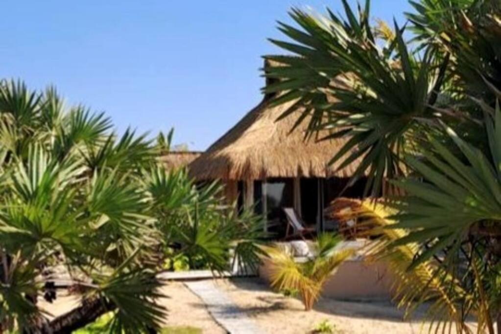 Sunset Villa - Beachfront Villa with Private Pool by Karula view 2