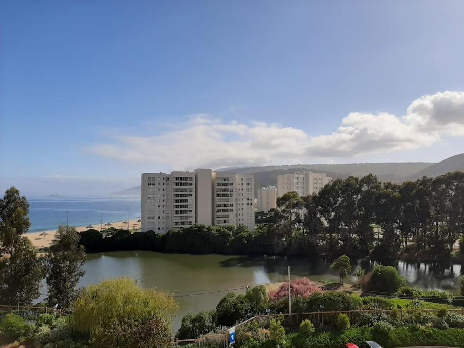 Dpto 2D1B en Papudo Laguna, Piso 8, Edf Flemenco con vista al mar