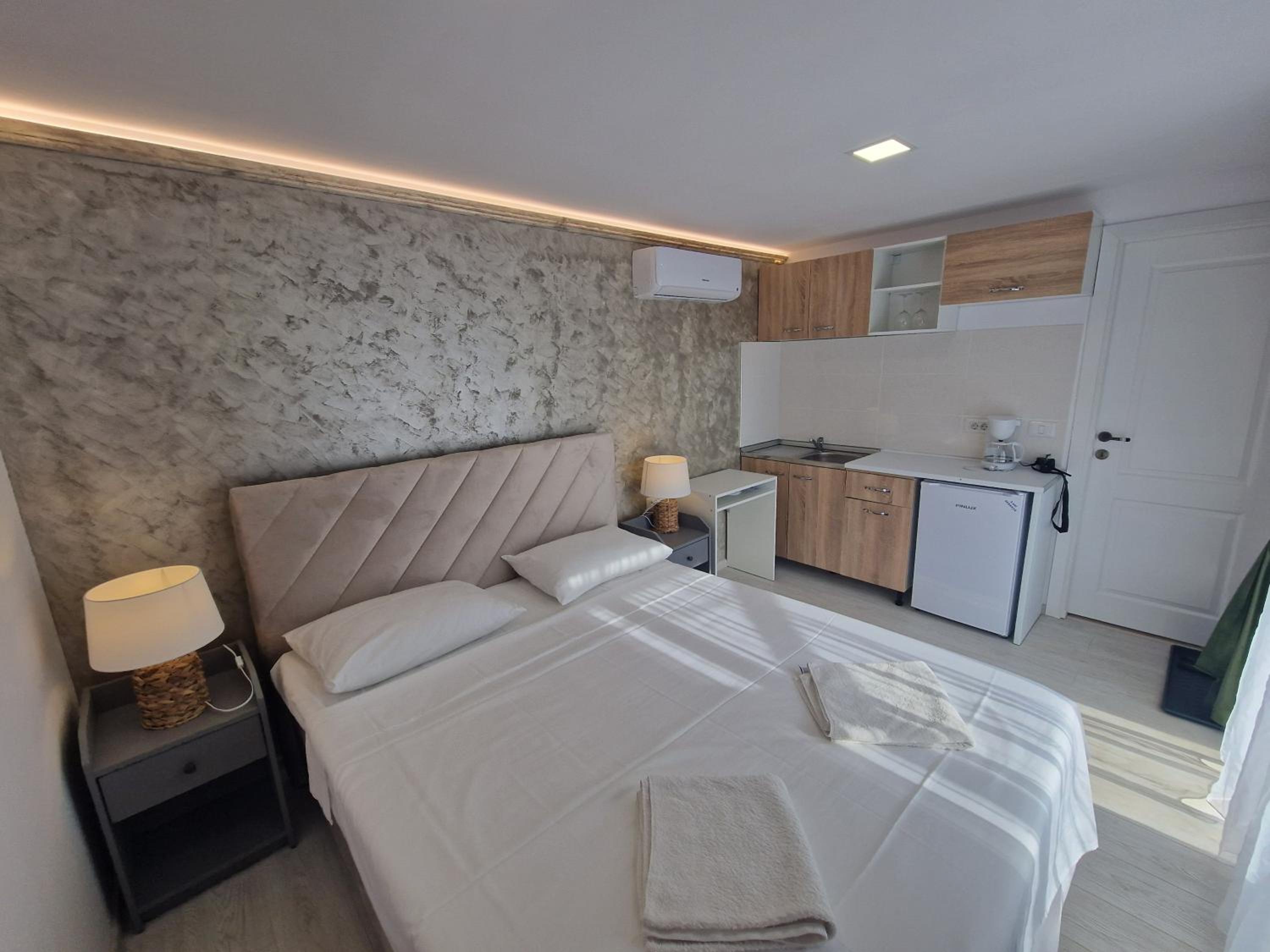 Alex Residence - Image 2