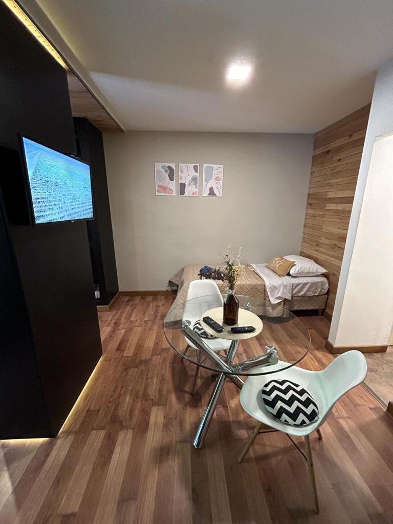 DEPARTAMENTO MODERNO ENTERO / EQUIPADO - EXCELENTE UBICACION