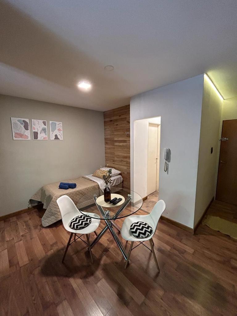 DEPARTAMENTO MODERNO ENTERO / EQUIPADO - EXCELENTE UBICACION
