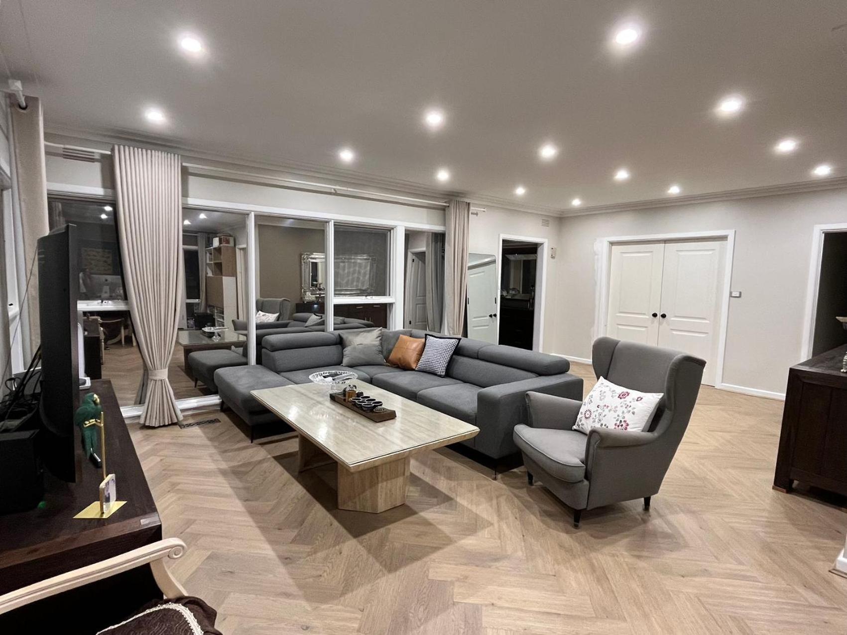 Melbourne Balwyn north three bedroom house
