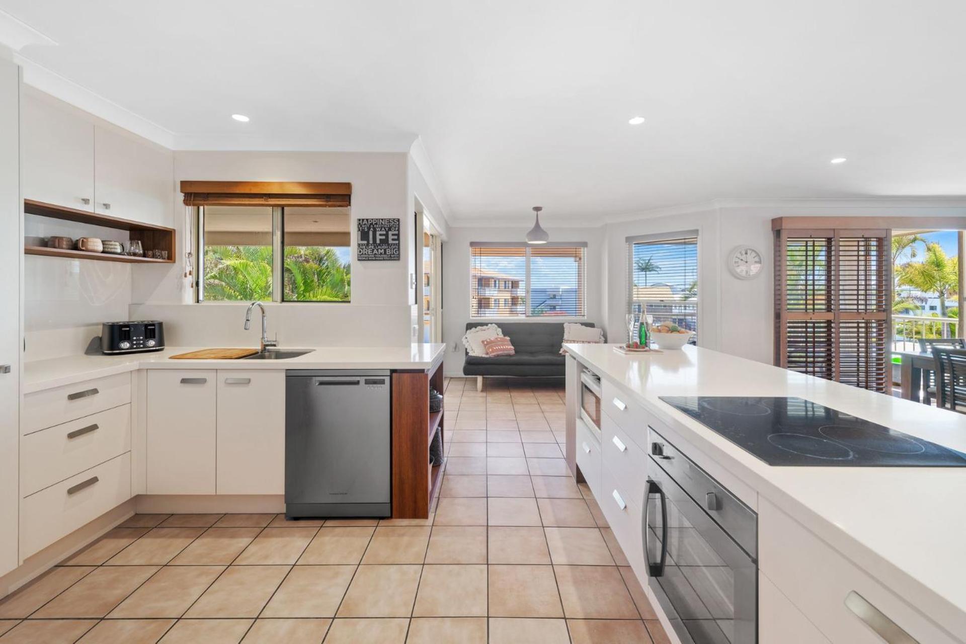Alex Home with easy pathway to the Beach