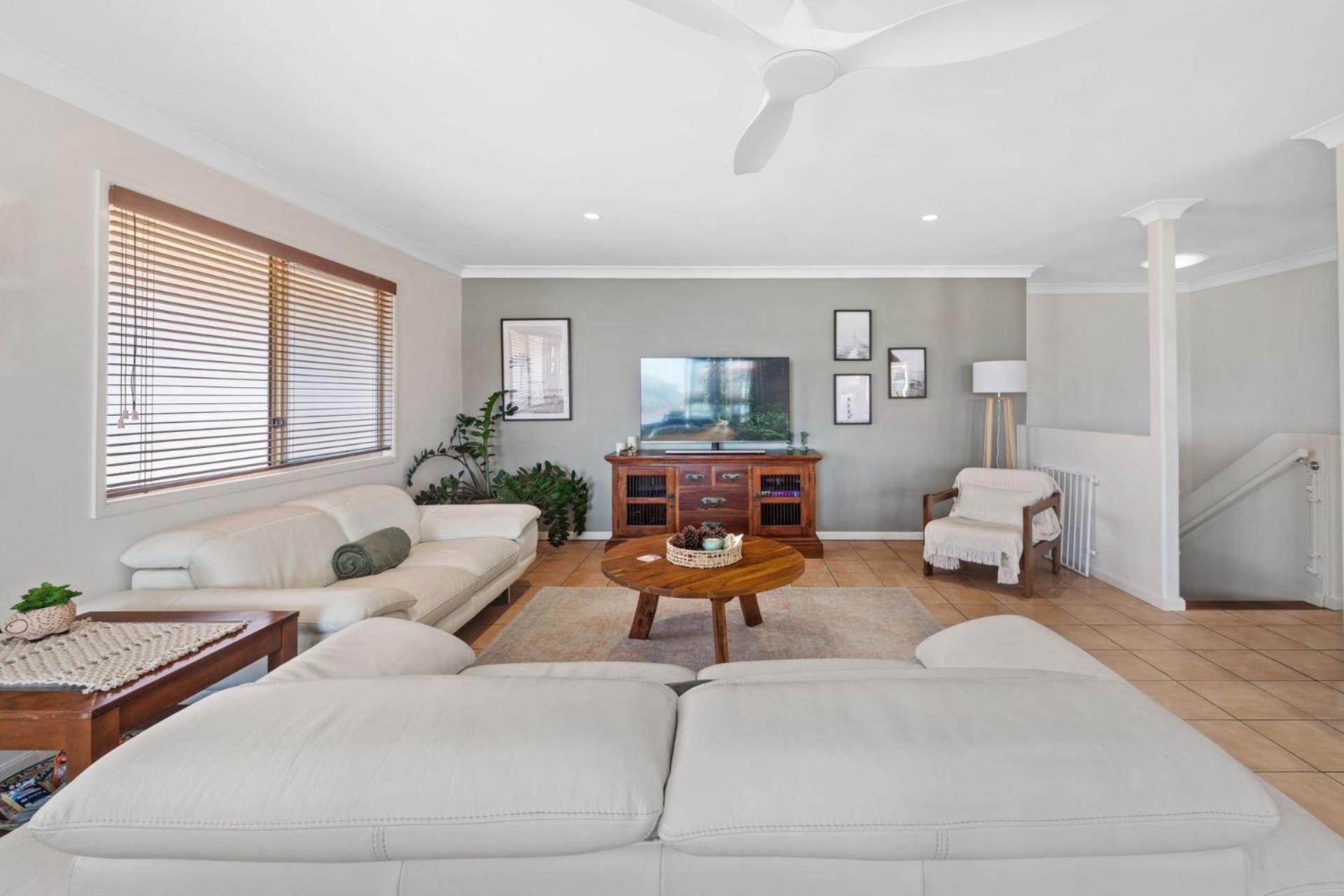 Alex Home with easy pathway to the Beach