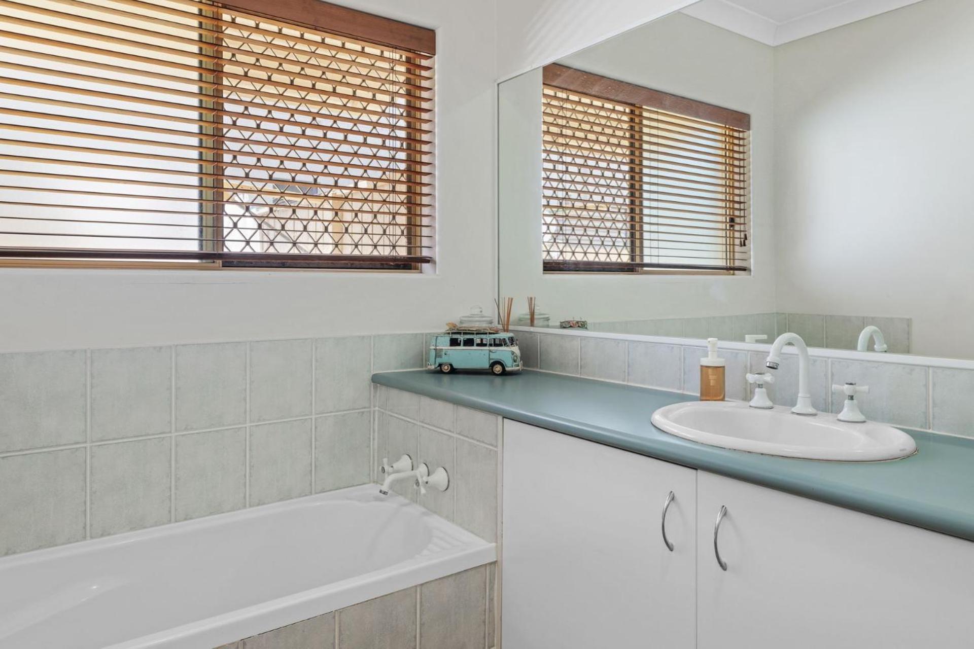 Alex Home with easy pathway to the Beach