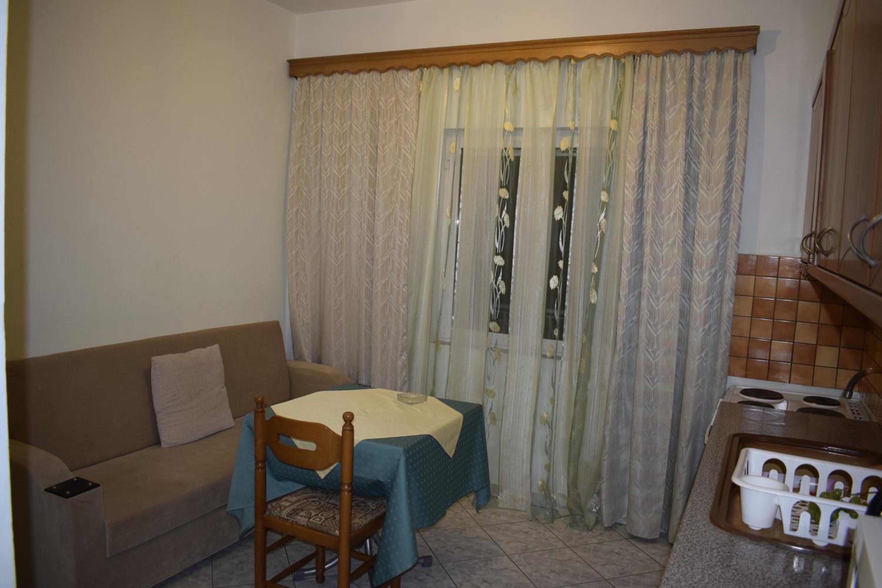 Isabela Apartments