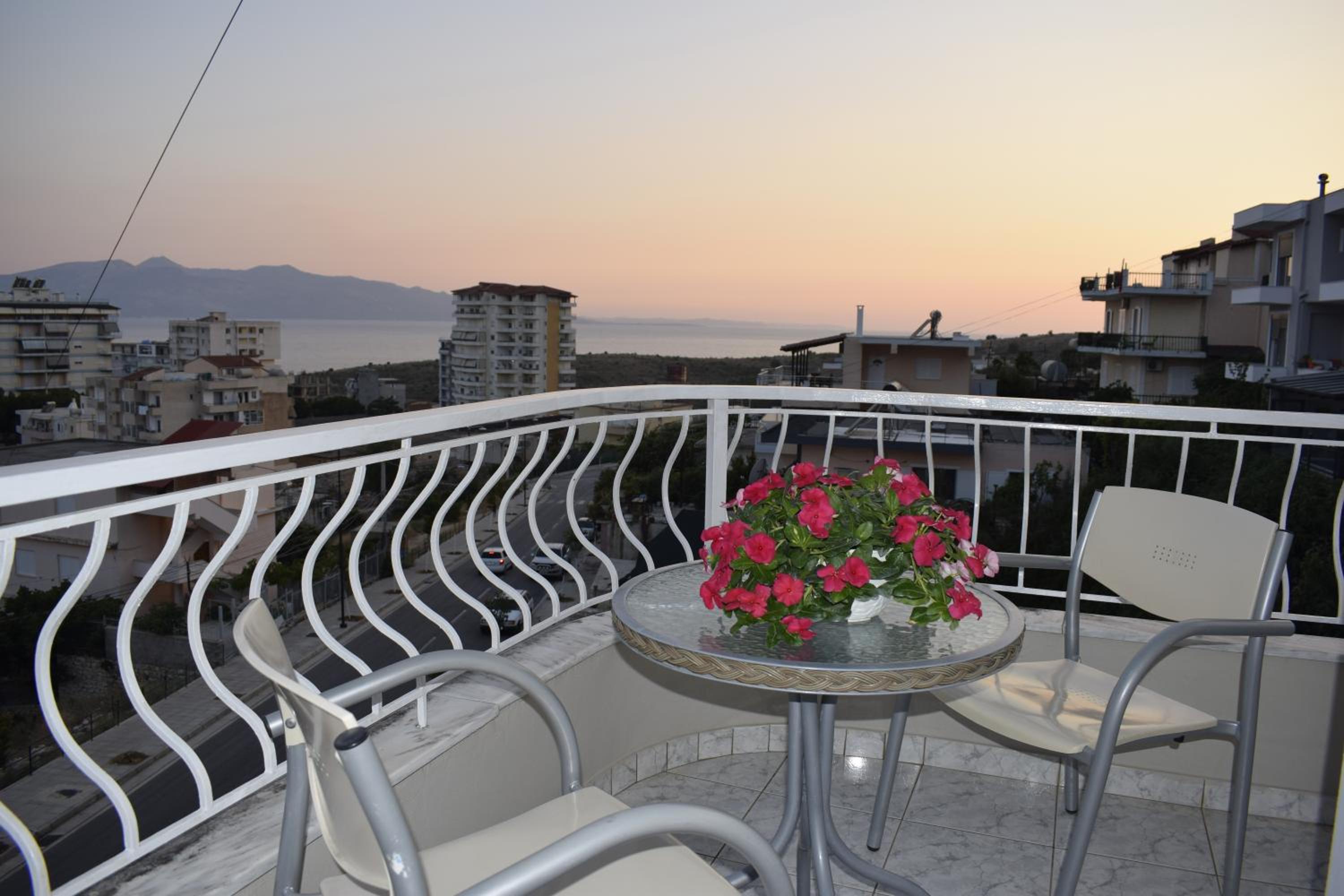 Isabela Apartments