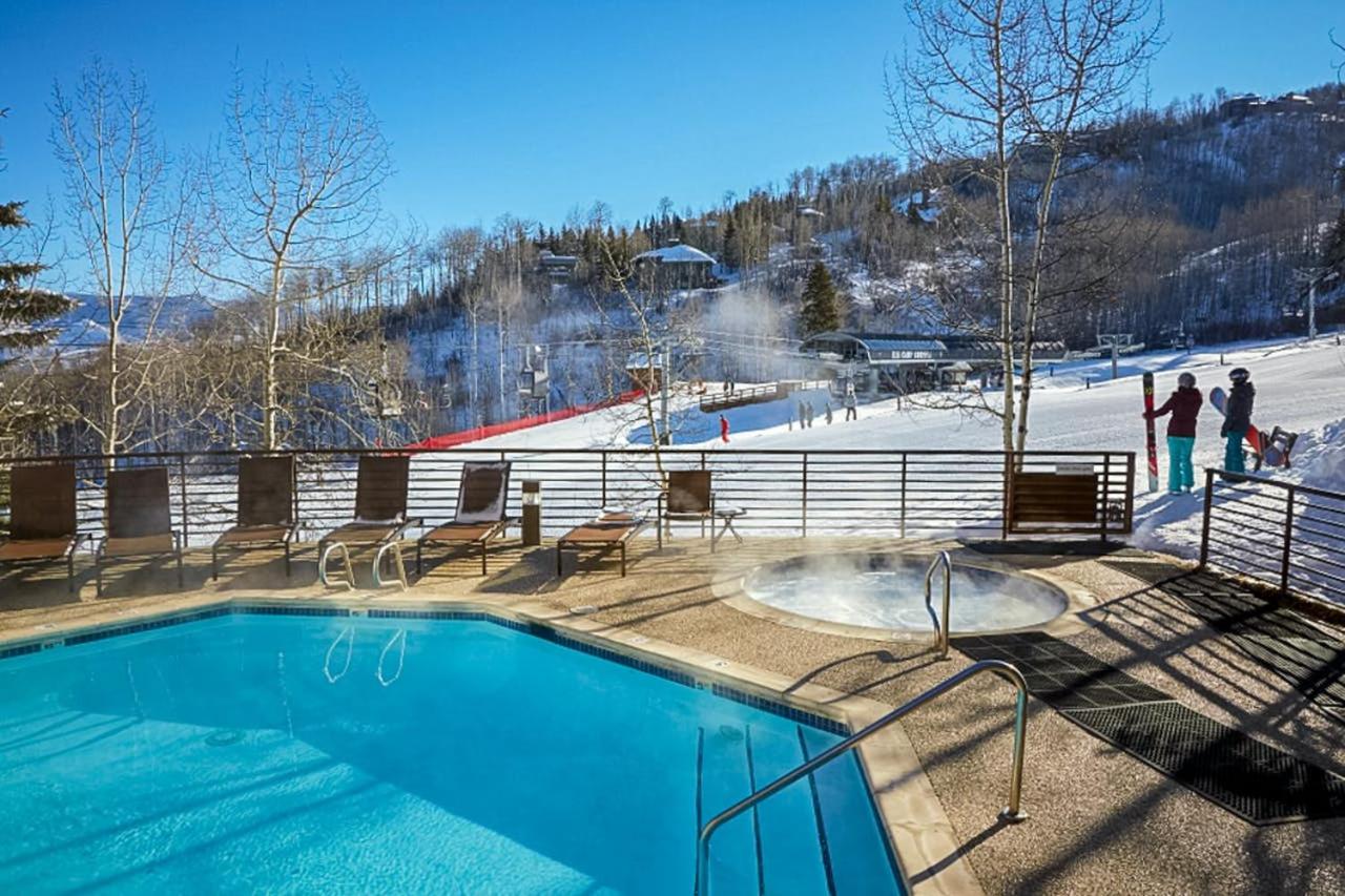 CHAMONIX SNOWMASS