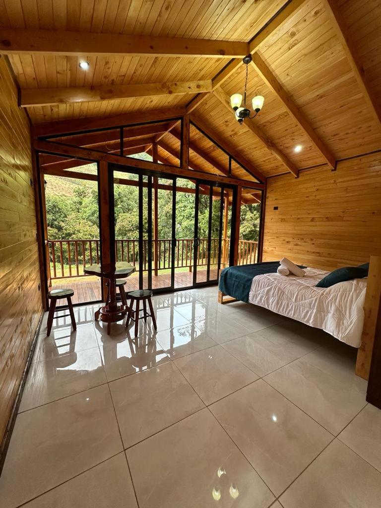Entre Árboles Lodge
