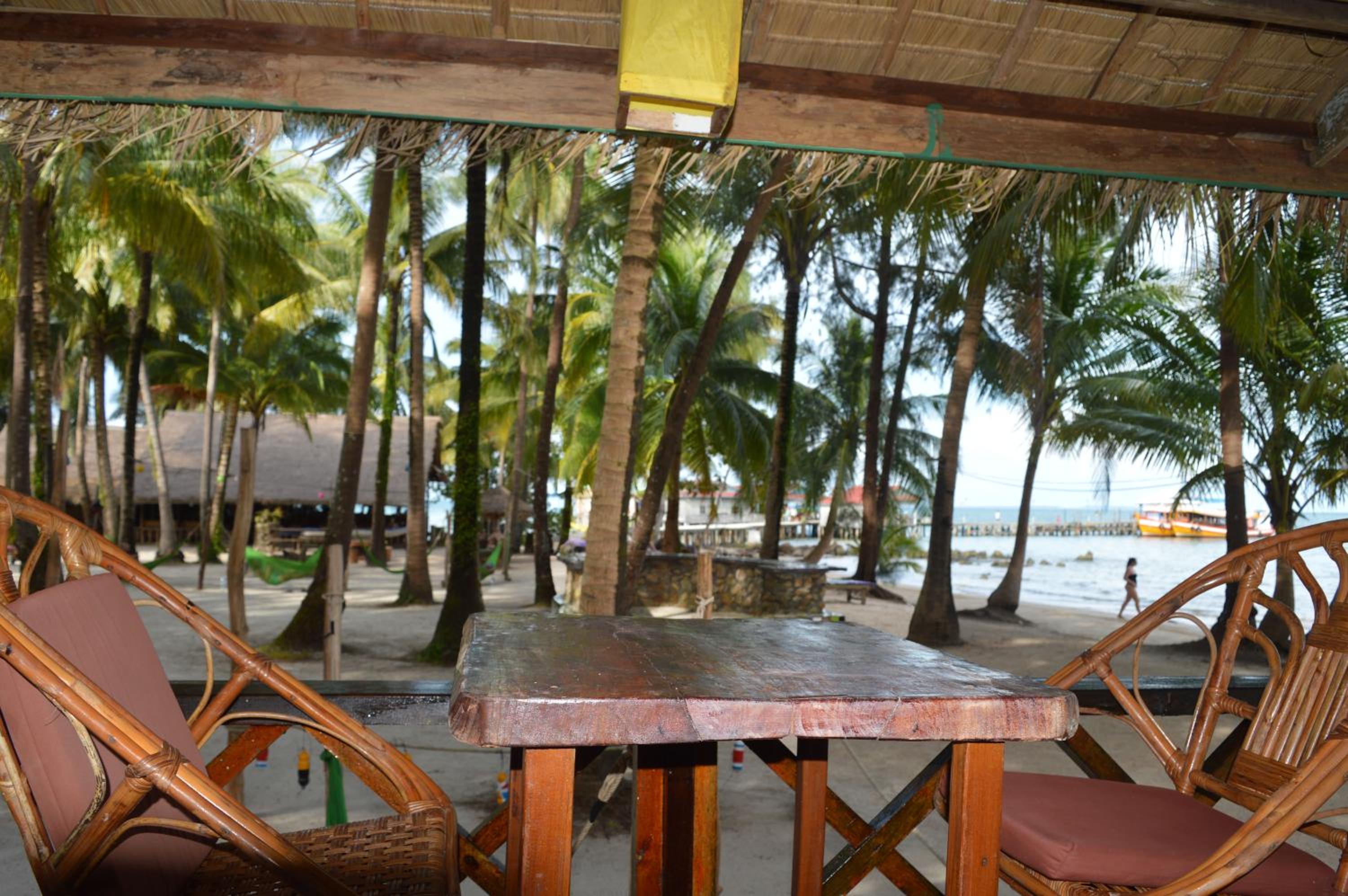 Palm Beach Bungalow Resort