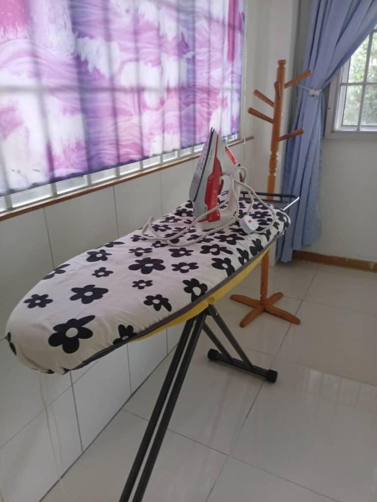 Homely Comforts: 2B Flat in Kuching