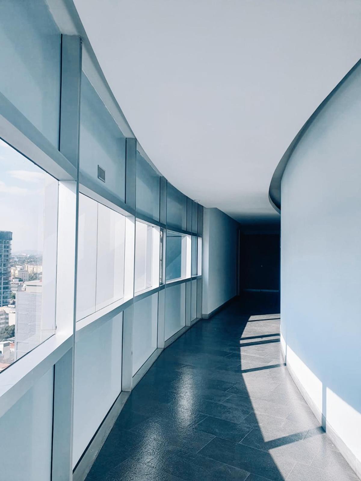 On Paseo de la Reforma, great location, luxurious, pool, gym view 3