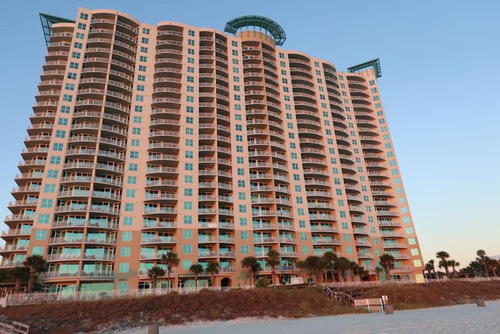 AQUA 1504 Beachfront condo with Free Beach Chairs view 2