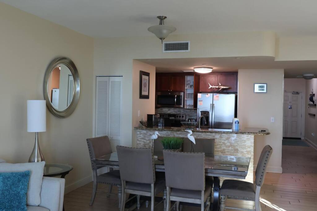 AQUA 1504 Beachfront condo with Free Beach Chairs view 3