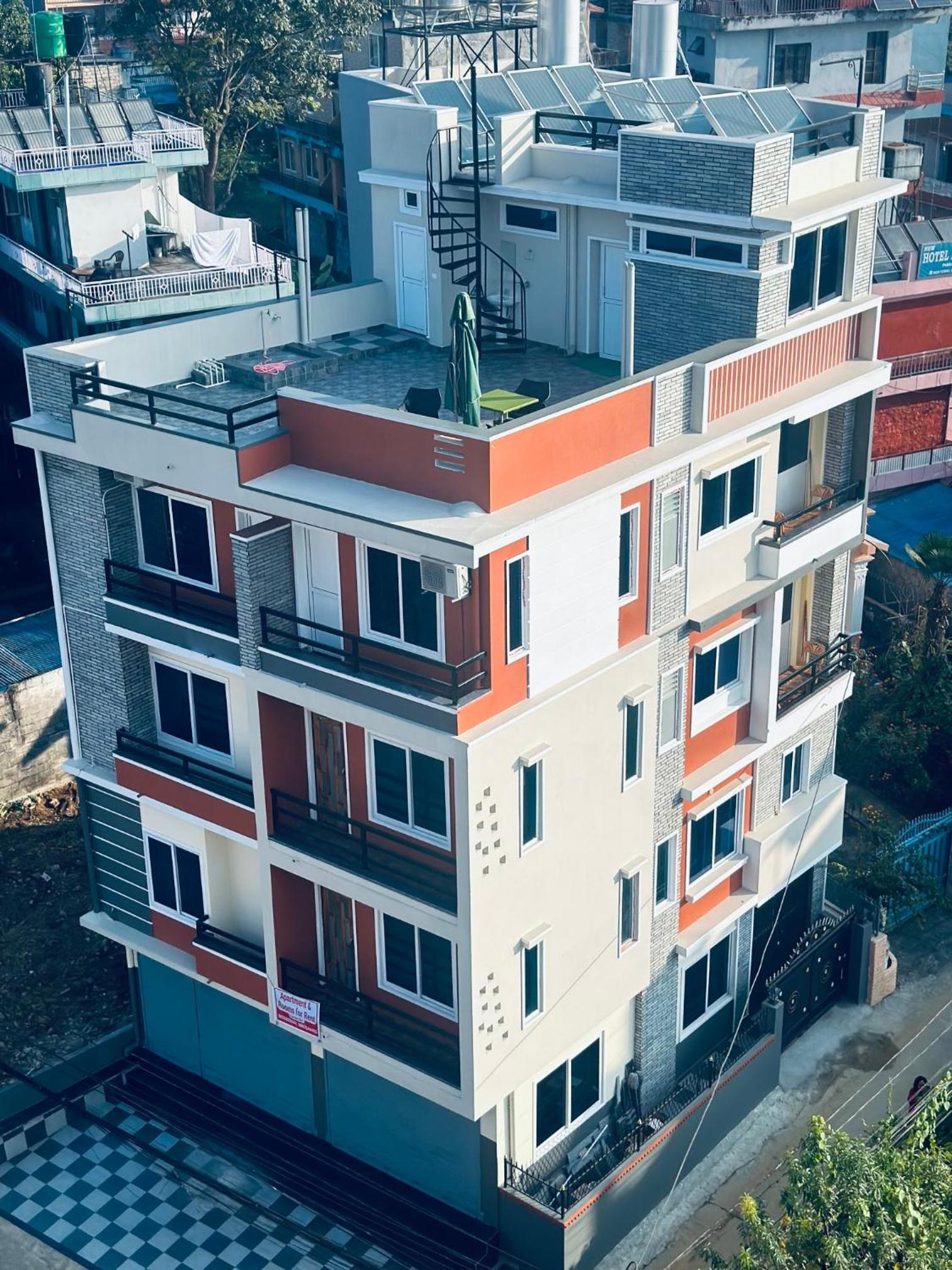 Crystal Apartment