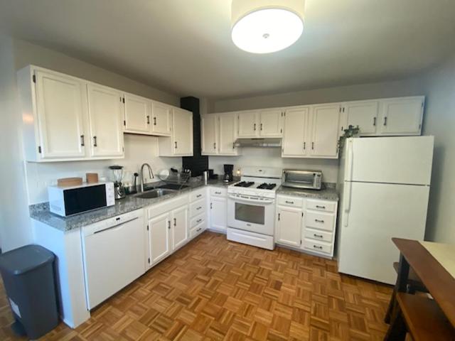 Boston 2bd- Walk to Harvard, MIT, subway Parking - Property Image 41