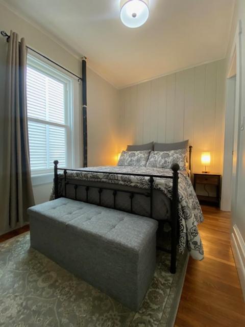 Boston 2bd- Walk to Harvard, MIT, subway Parking - Property Image 12