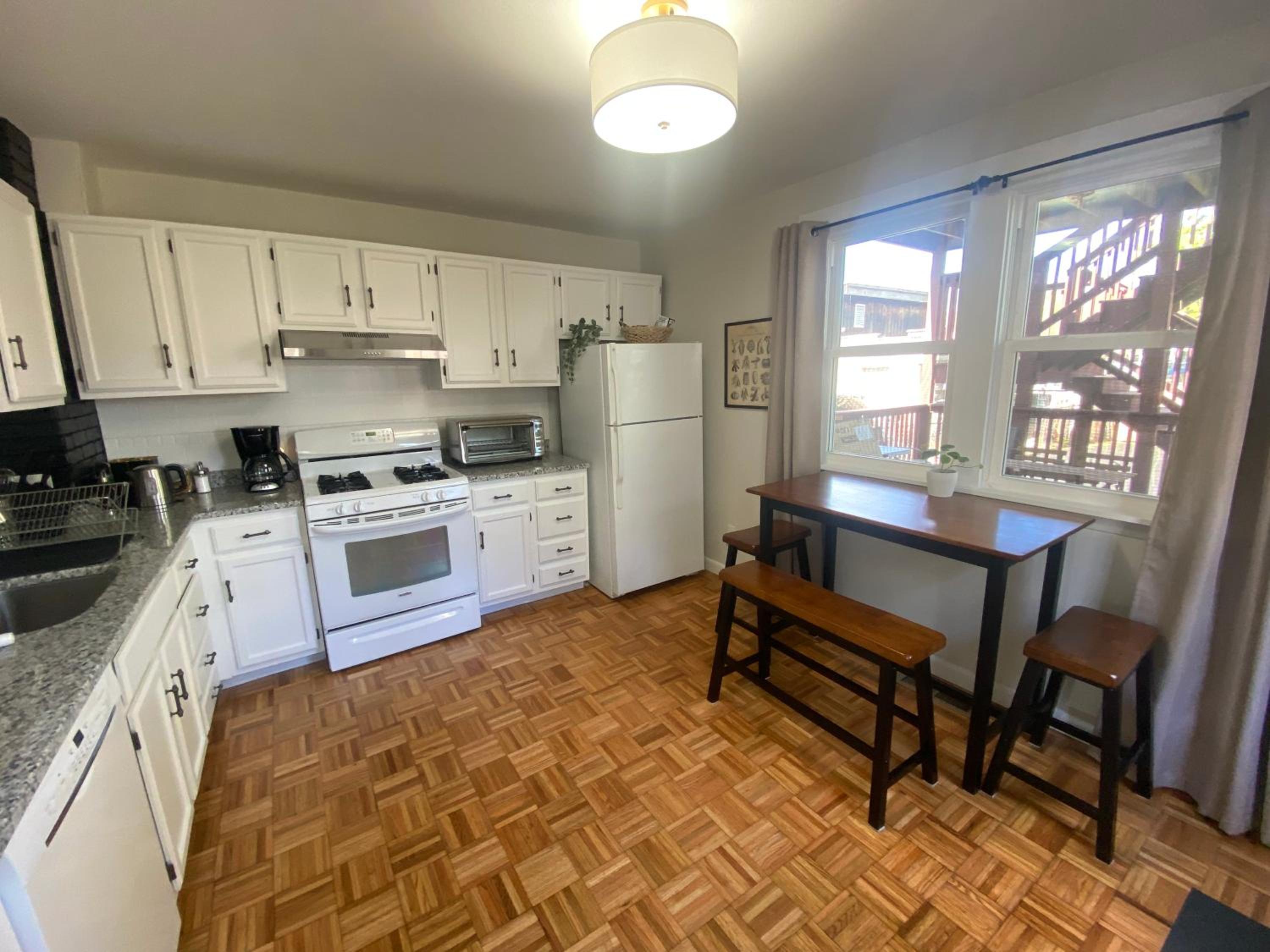 Boston 2bd- Walk to Harvard, MIT, subway Parking - Property Image 28