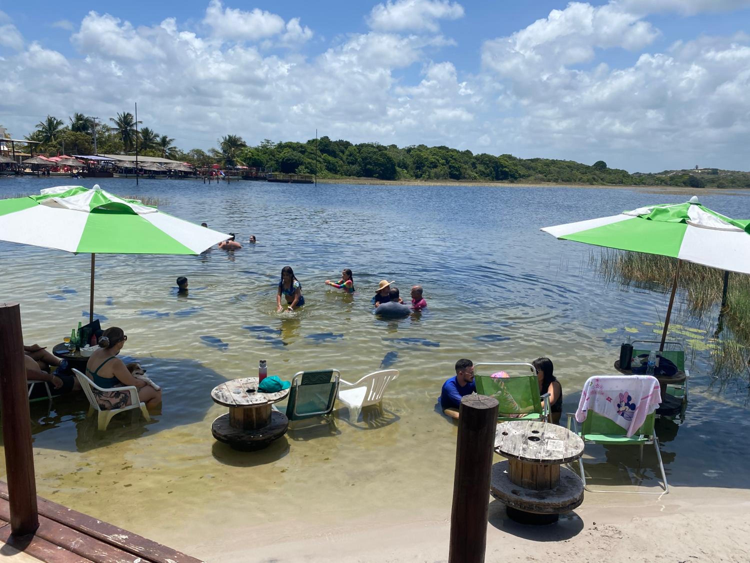 Villa das aguas-Praia do Saco-Proximo as lagoas dos Tambaquis e Mangue Seco