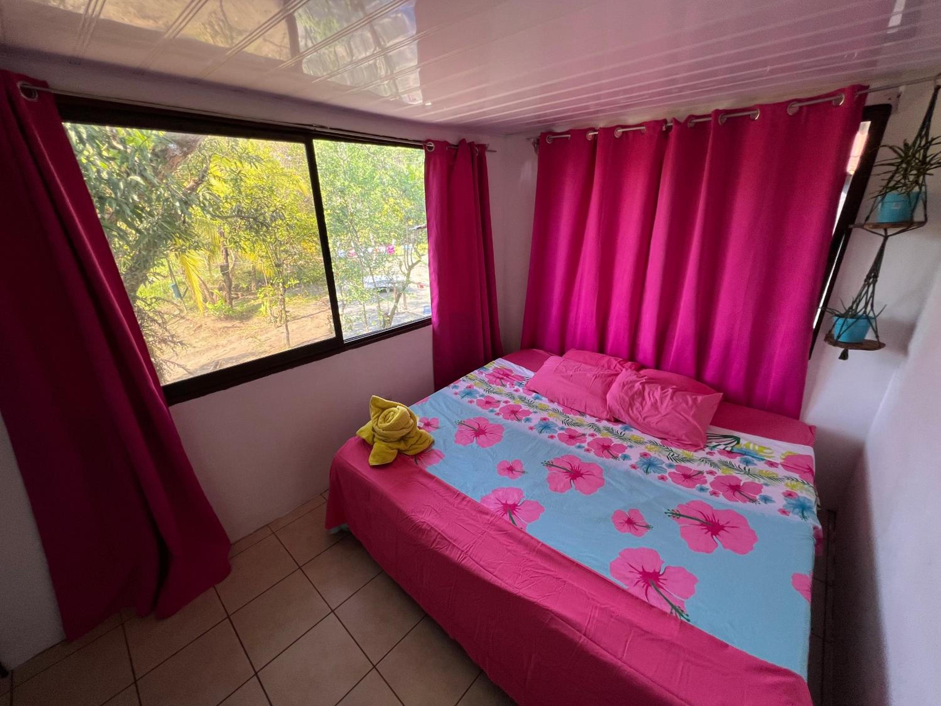 Casa Tili TicoExperience on IslaDamas