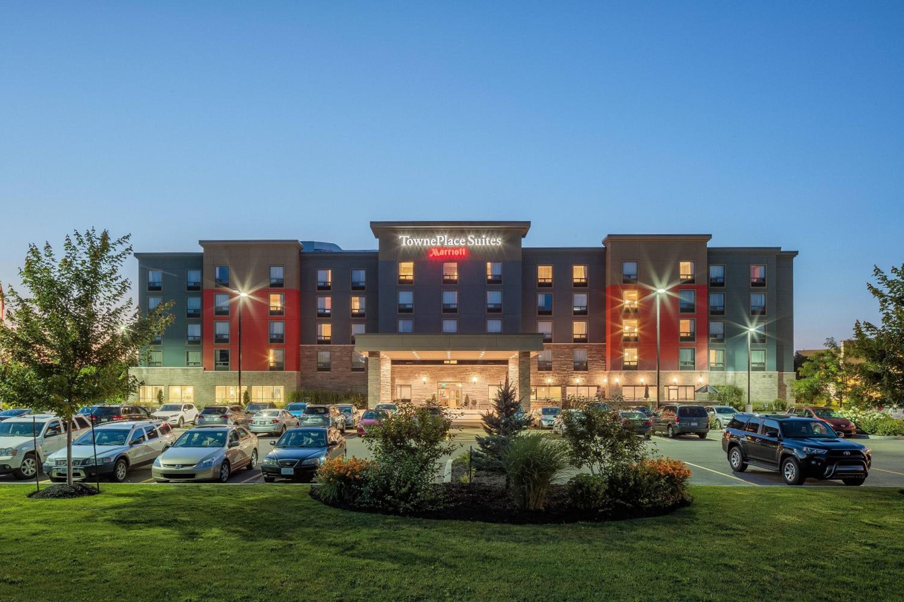 Belleville Vacations - TownePlace Suites by Marriott Belleville - Property Image 5
