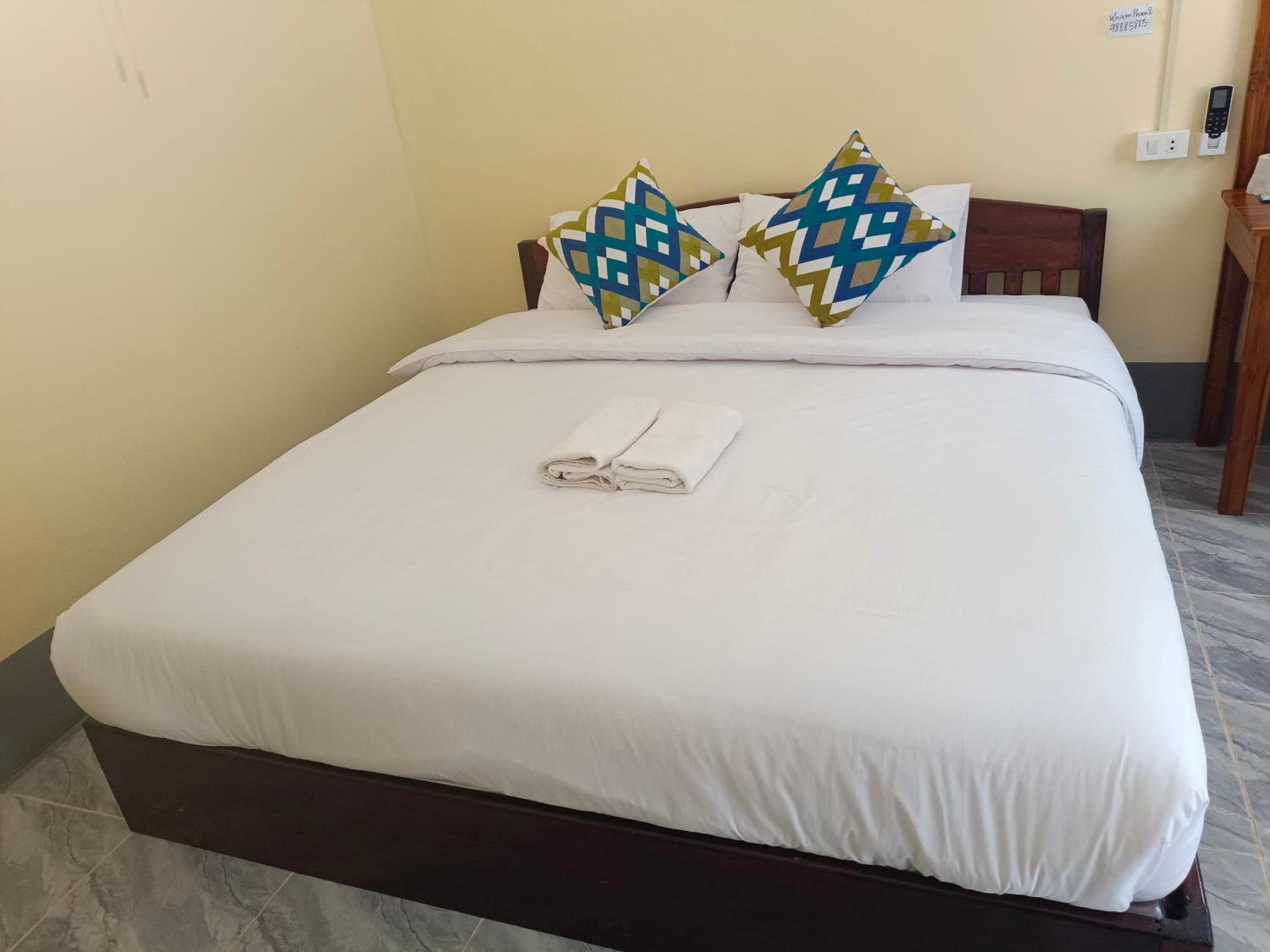 Khamphan Guesthouse