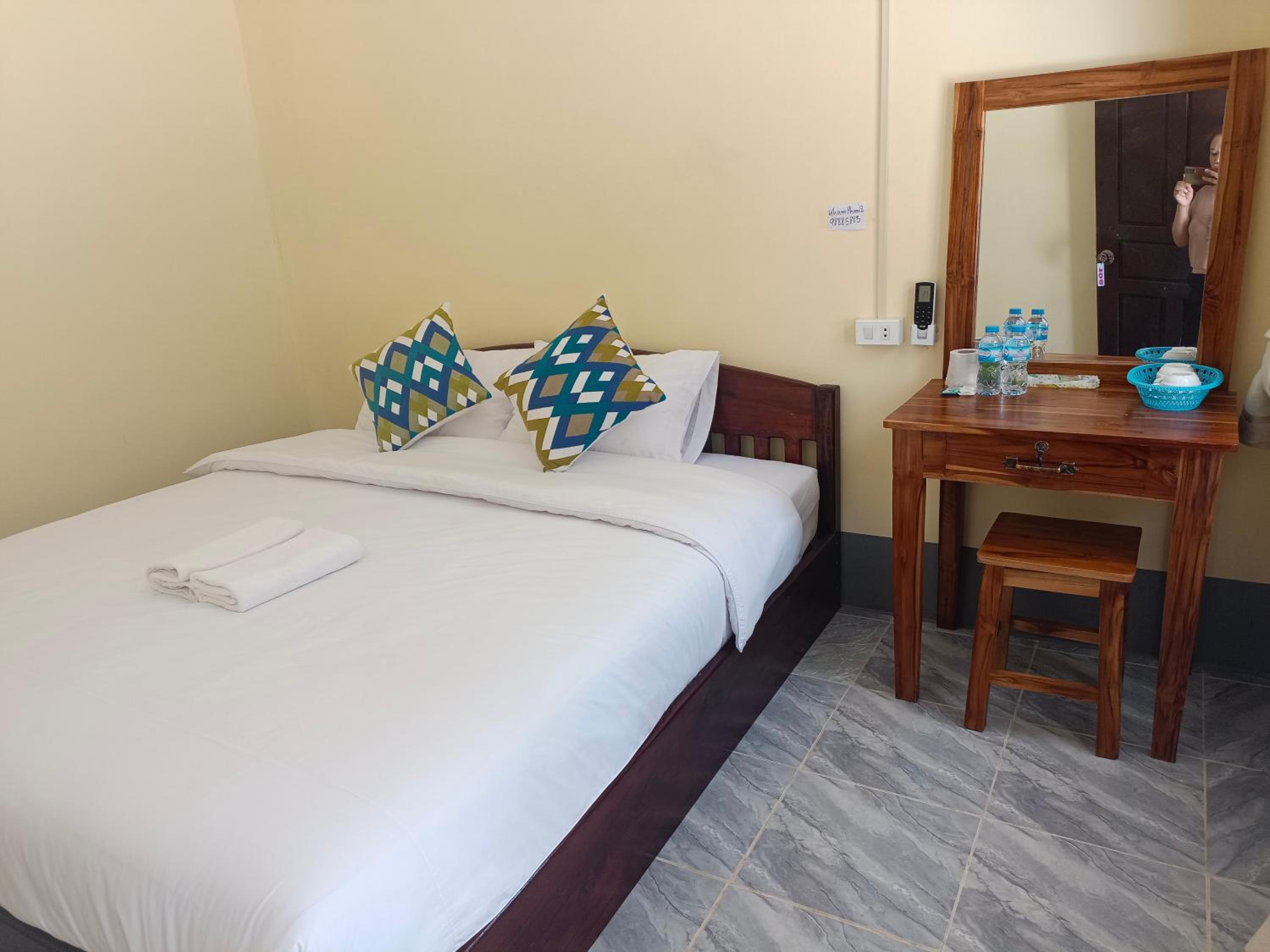 Khamphan Guesthouse