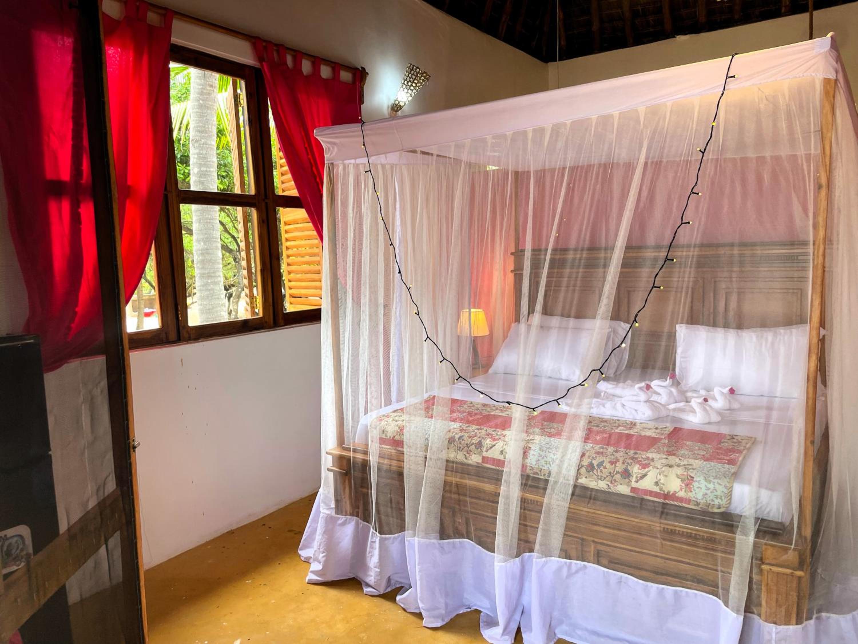 Jumamosi Beach Villa