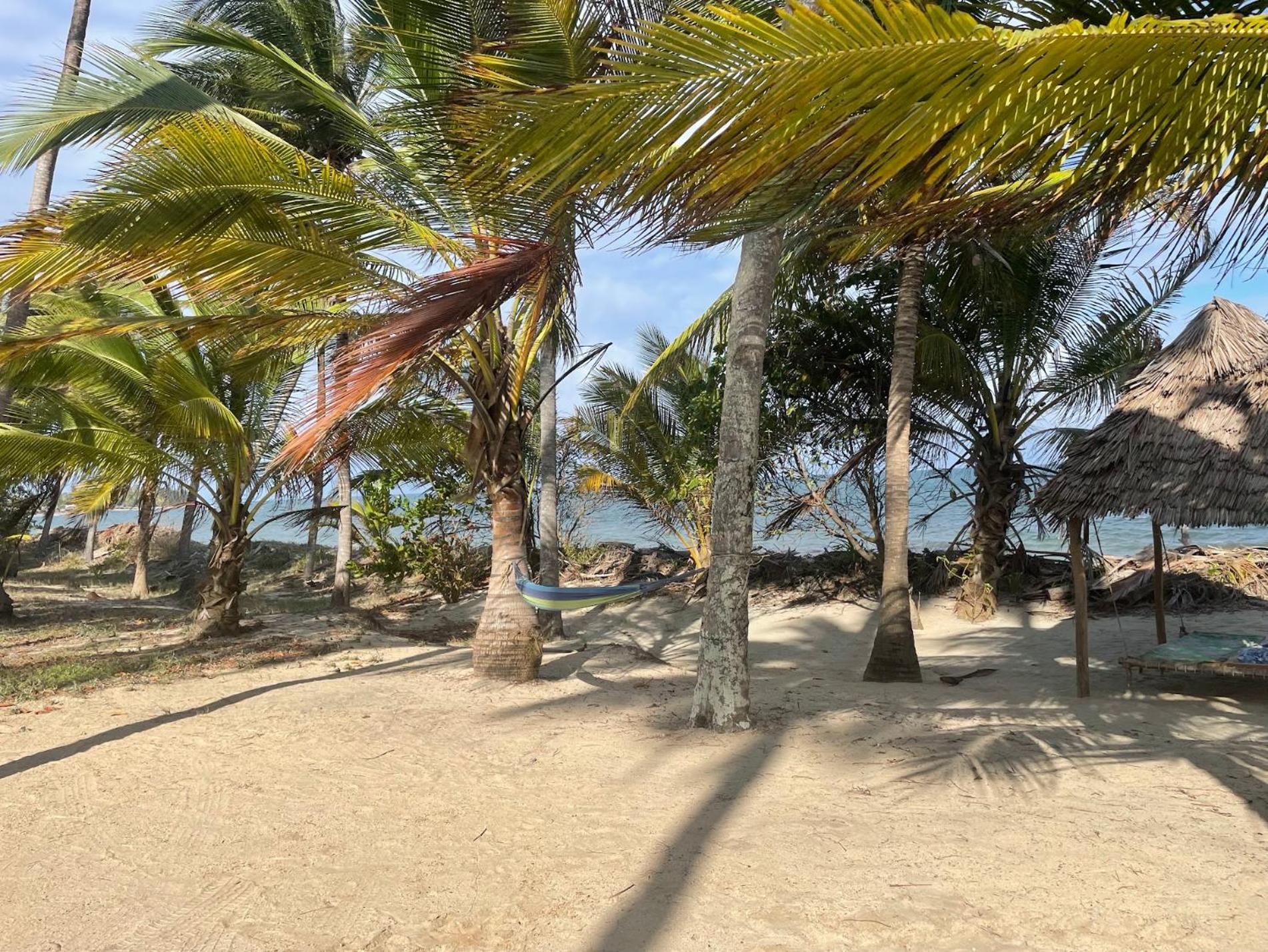 Jumamosi Beach Villa