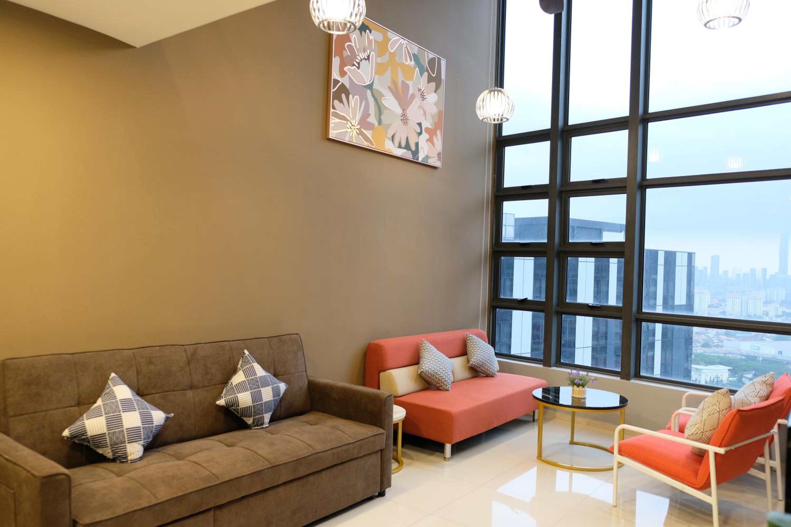 92 Homestay EkoCheras Duplex Suite