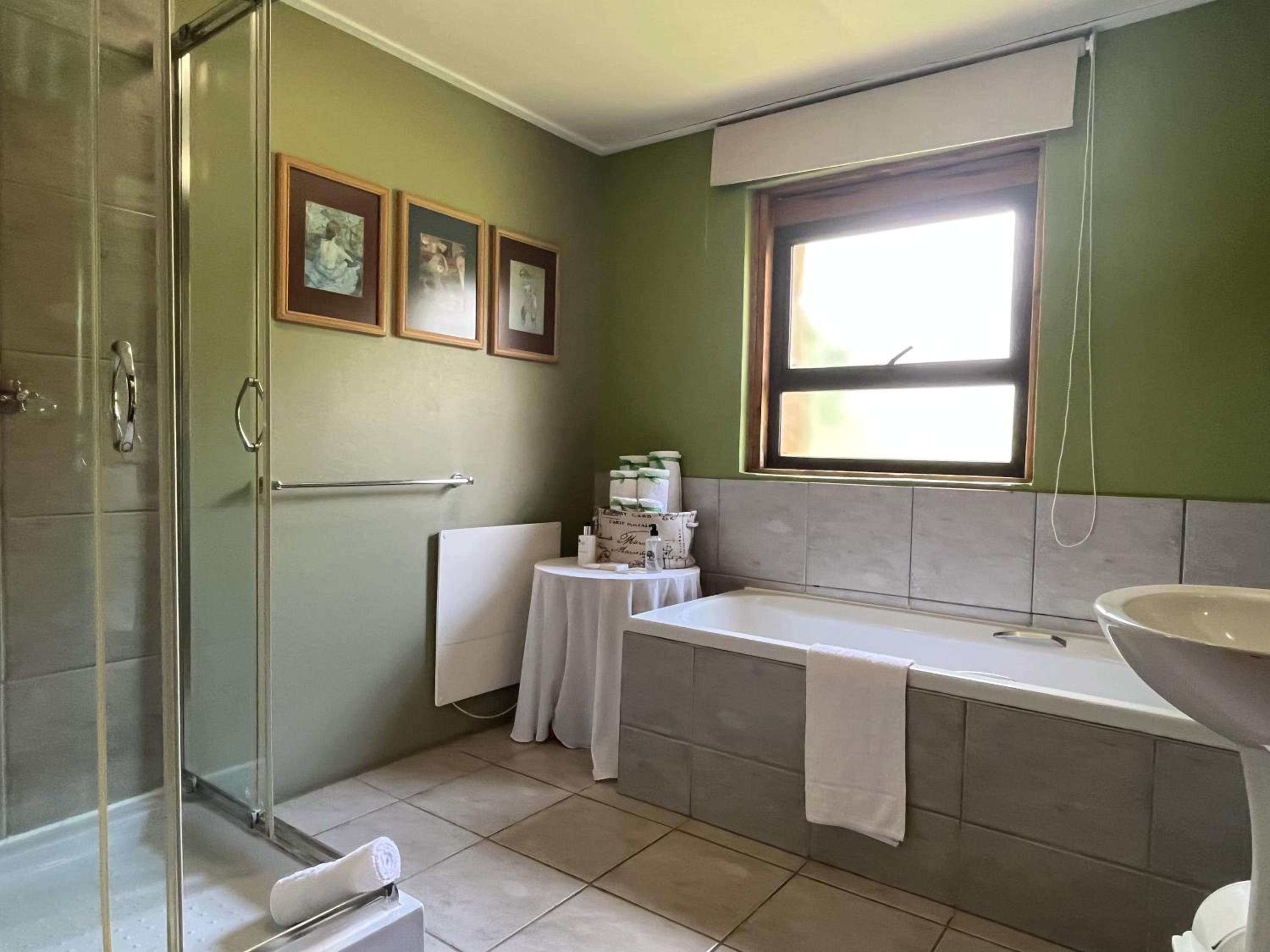 The Clarens Country House