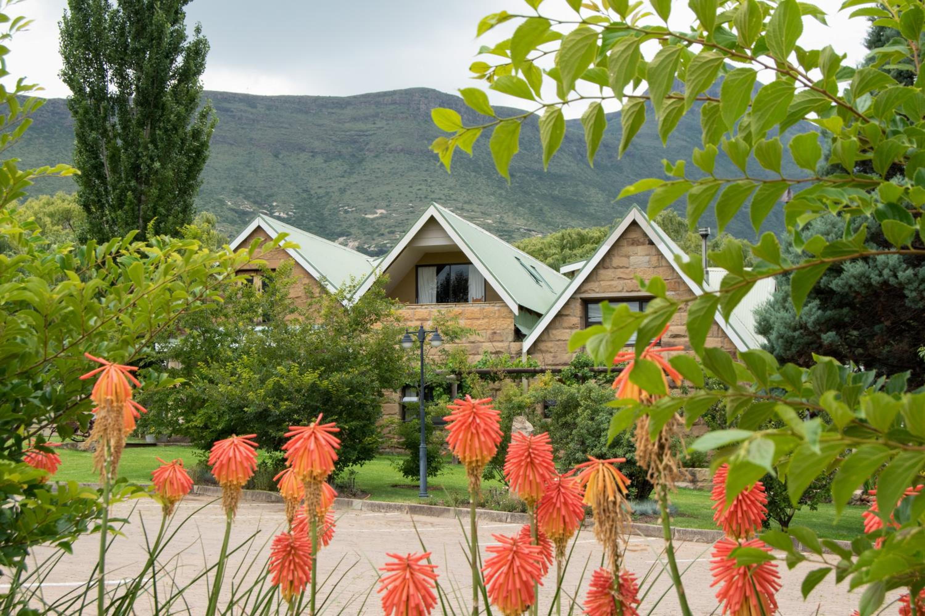 The Clarens Country House