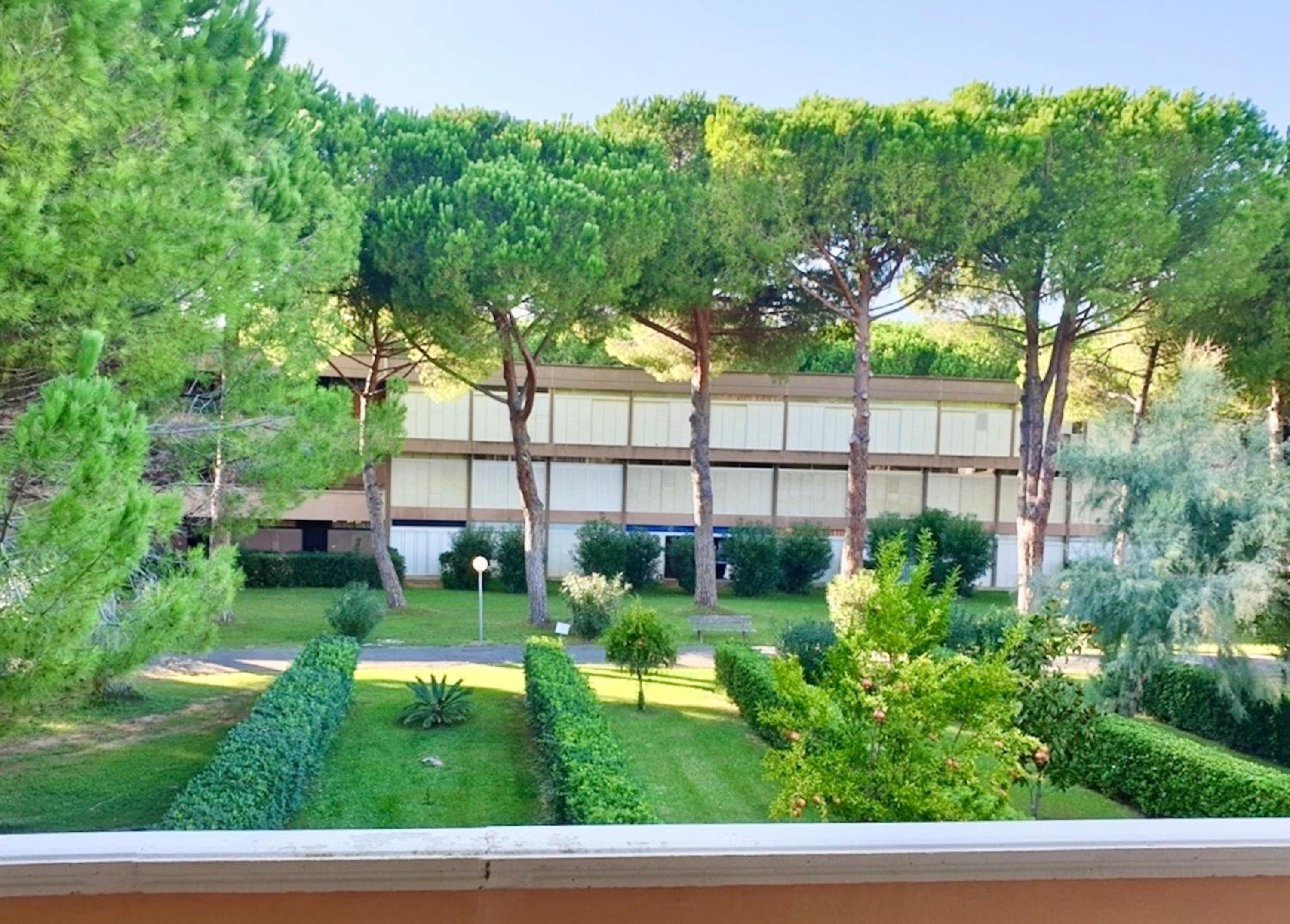 IssTravel, Holiday Homes from 400 to 900 mt from the sea, apartments 6 beds view 4