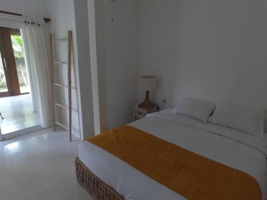 villa kayu keluarga lilas view 5