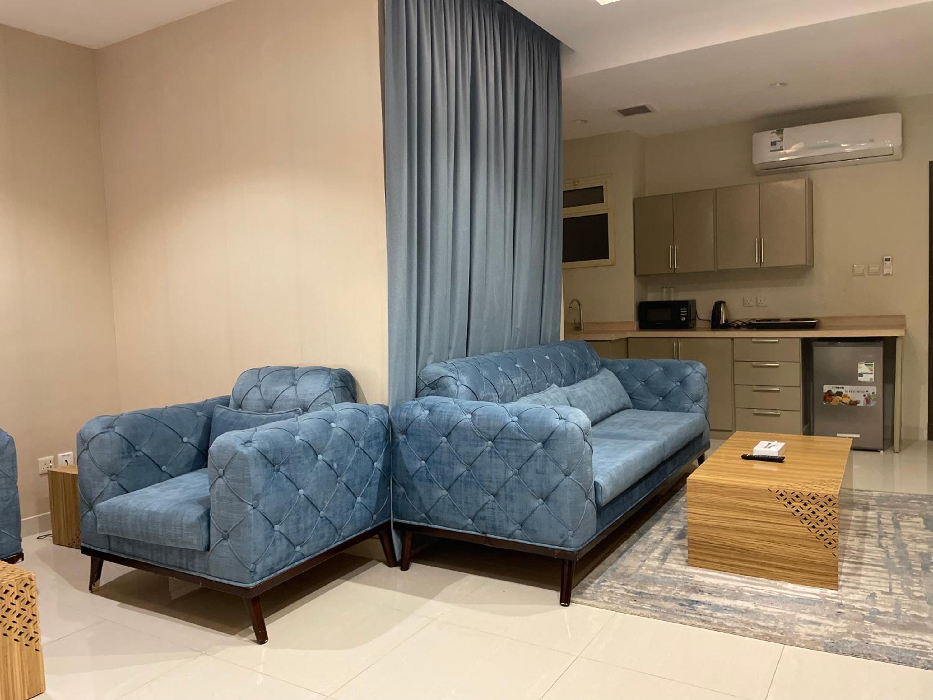 Waw Hotel Suites Al Jaber