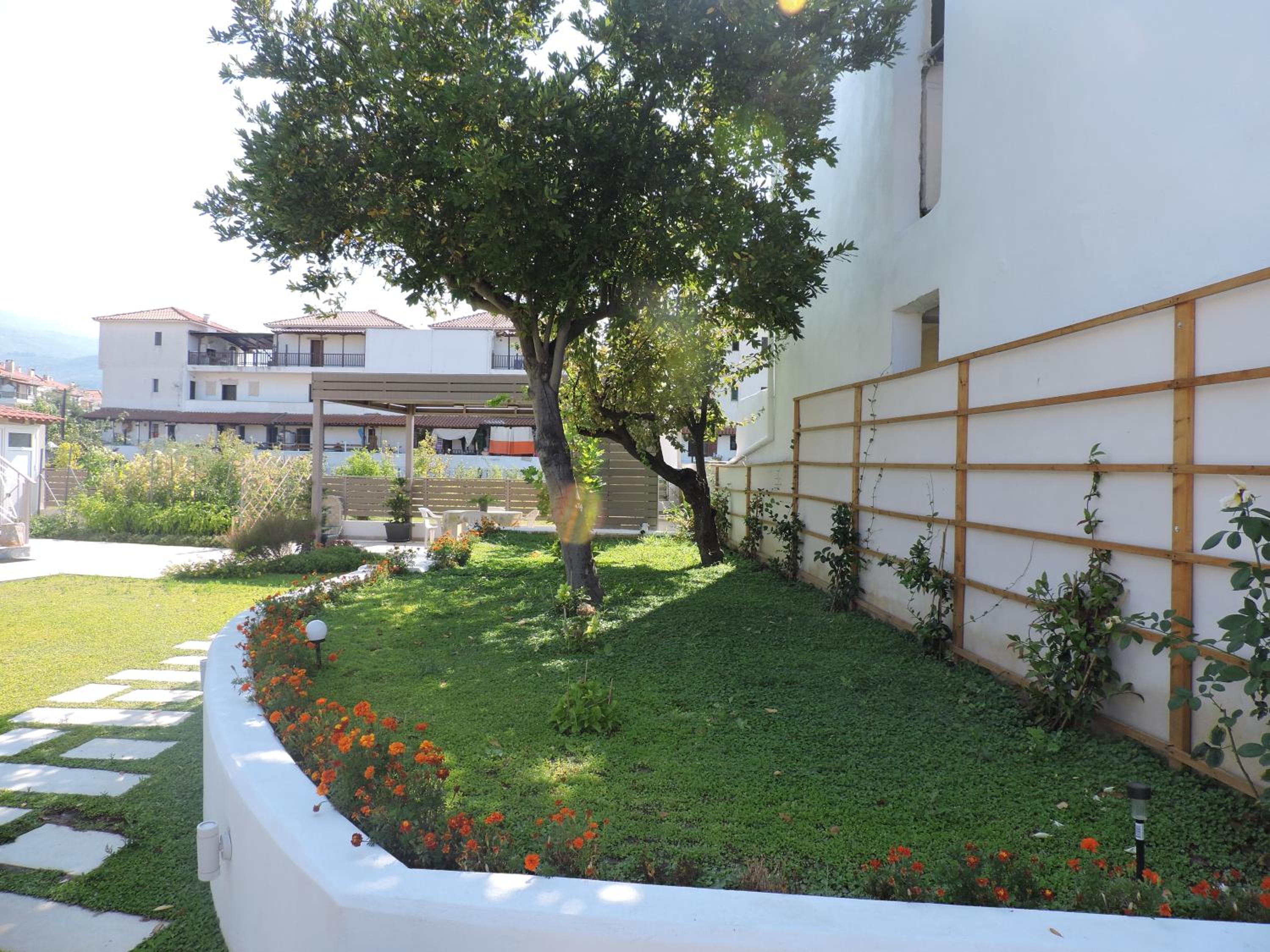 Lovely House by the Sea with Garden and BBQ (A)