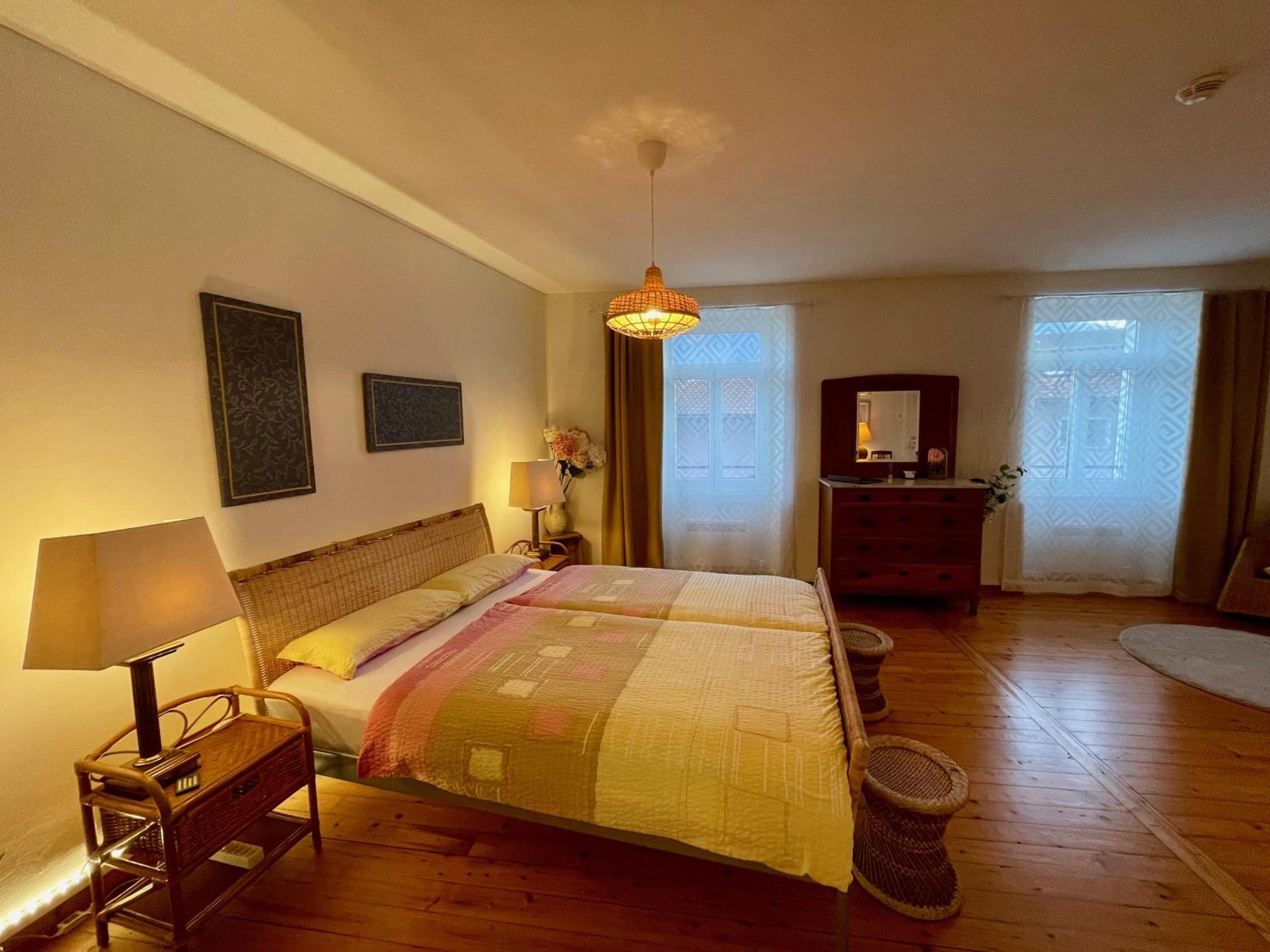 1912 - Apartment - old town view 4