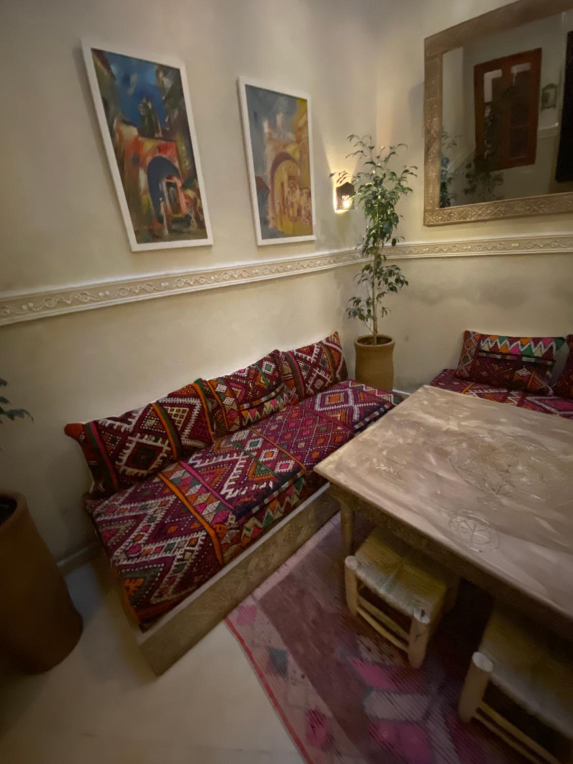 lounge
