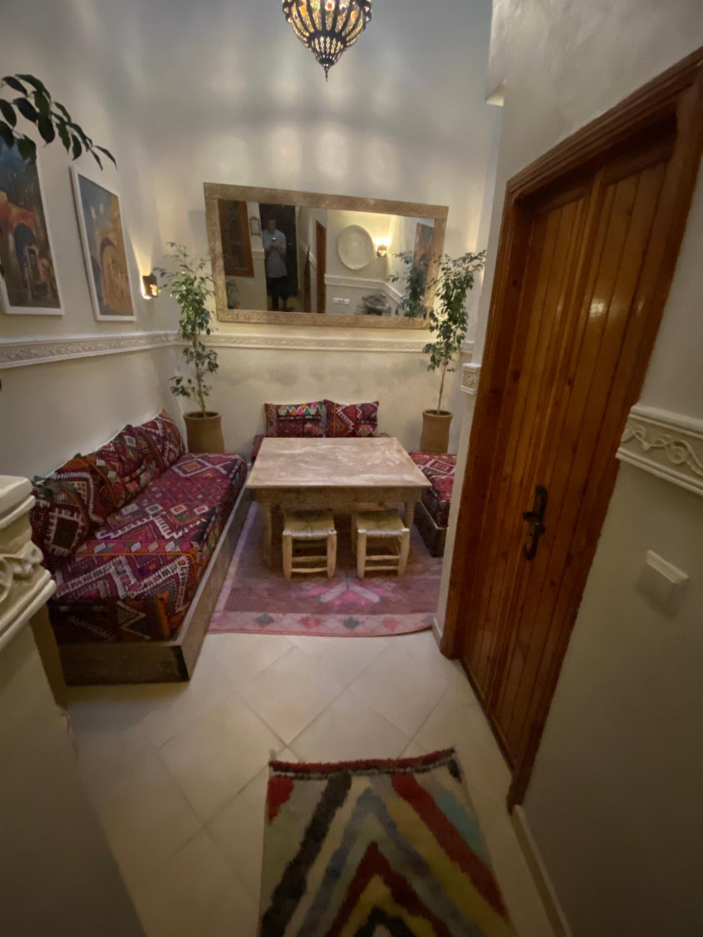 lounge